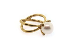 Nanis Pearl and Diamond Ring in 18K