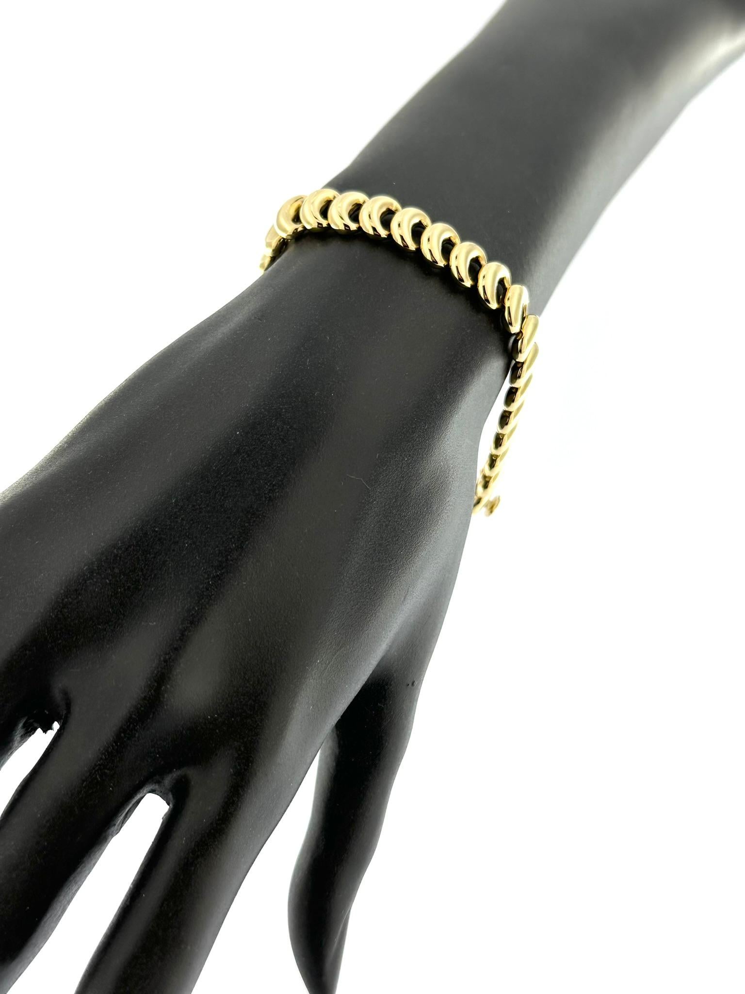 Yellow Gold Flexible Bracelet signed by Nanis For Sale 1