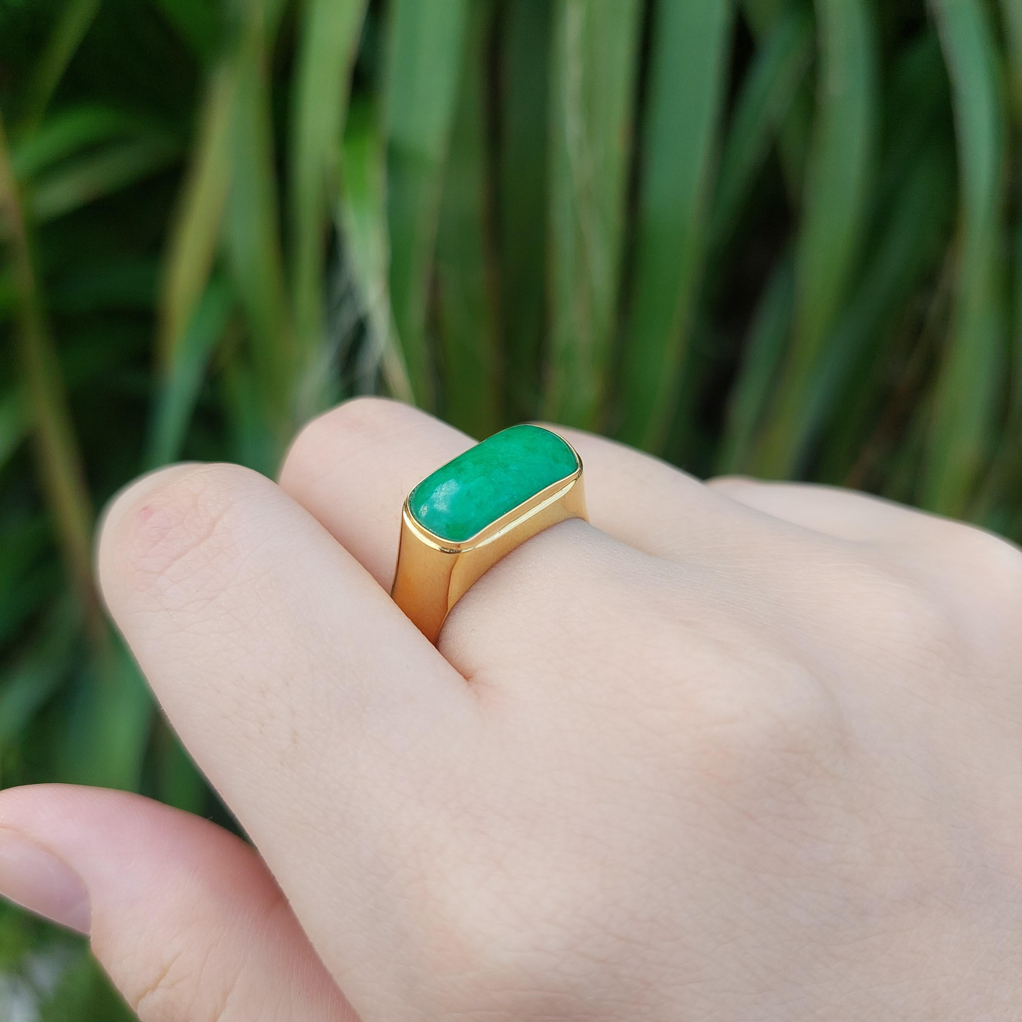 Nanjing Royal Jade Ring with 14K White or Yellow Gold- Cocktail Ring For Sale 6
