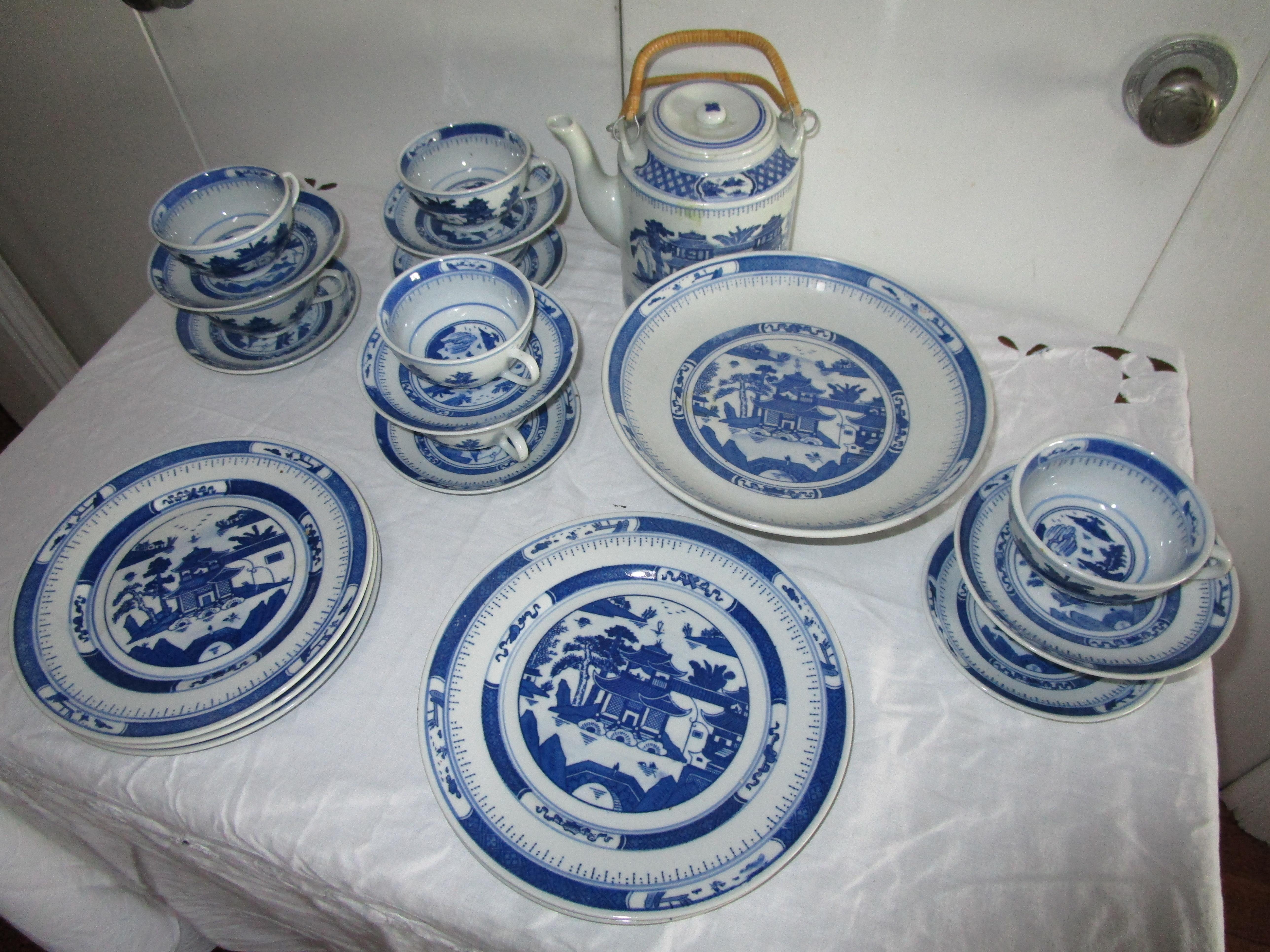 blue and white dishes vintage