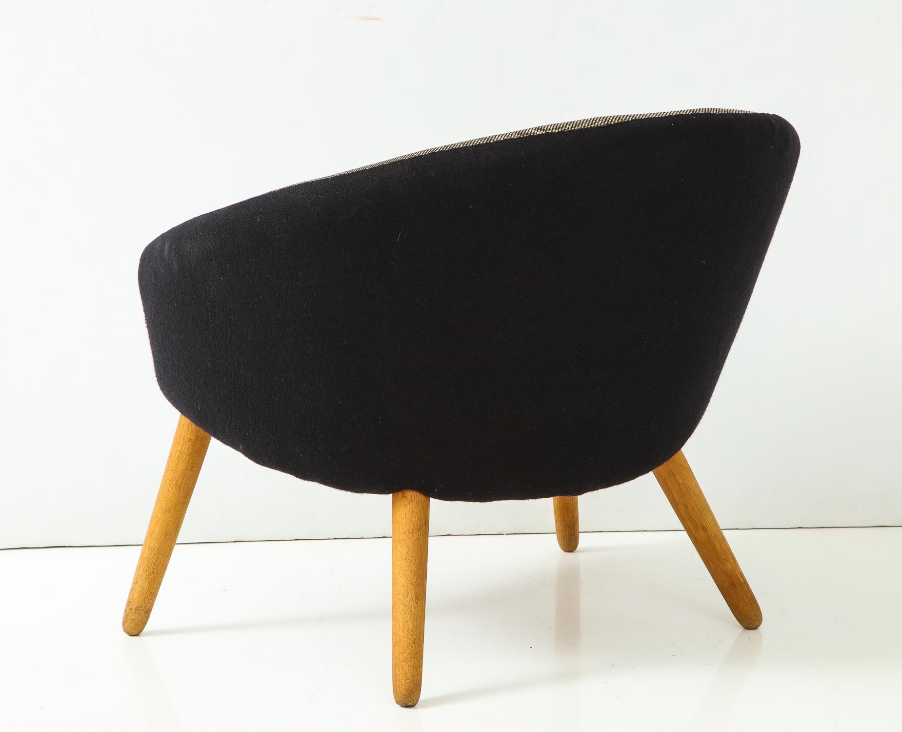 Scandinavian Modern Nanna Ditzel AP-26 Lounge Chair for A.P. Stolen