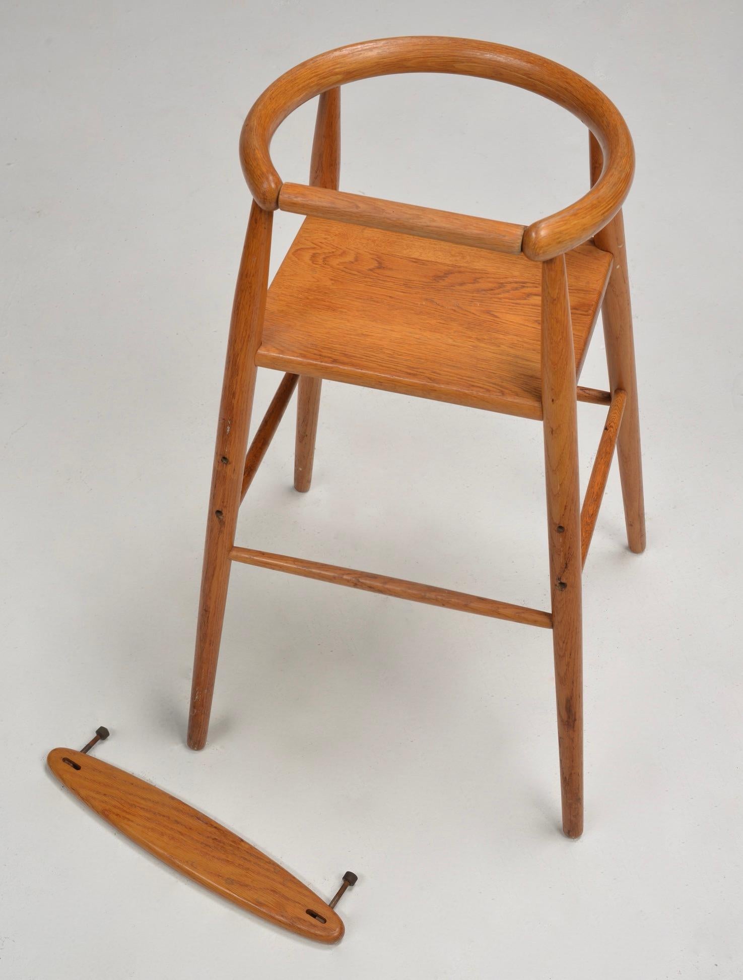 Nanna Ditzel Childs Hochstuhl Hocker im Zustand „Gut“ im Angebot in Los Angeles, CA