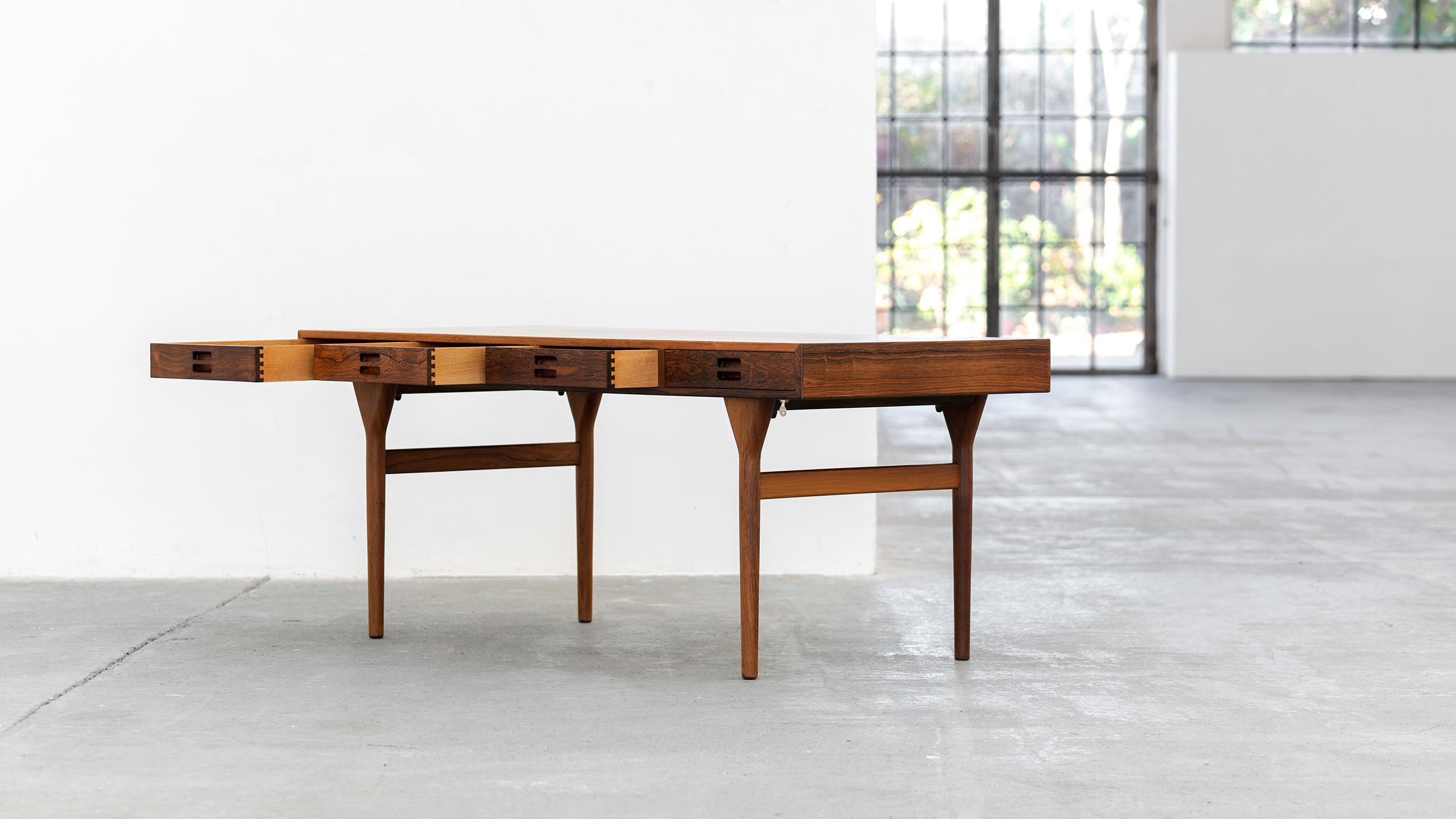Nanna Ditzel Escritorio Río Palo de rosa Søren Willadsen 1958 Dinamarca Cites Modernas Danesas Madera en venta
