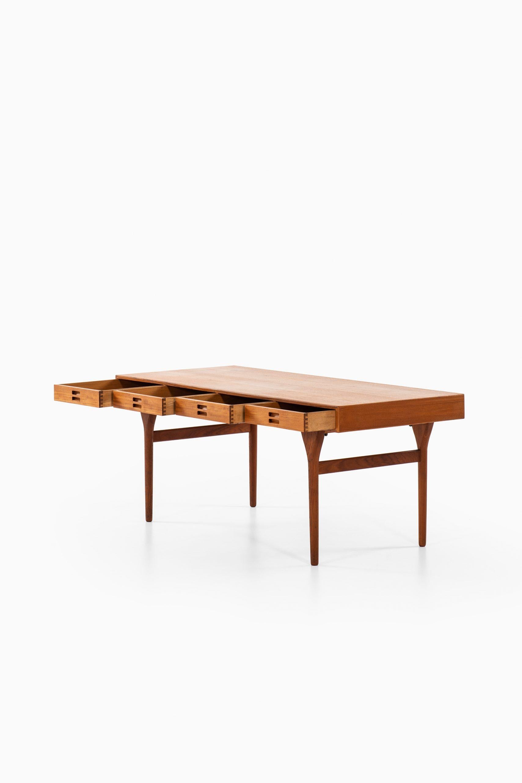 Nanna Ditzel Desk Produced by Søren Willadsen in Denmark 4