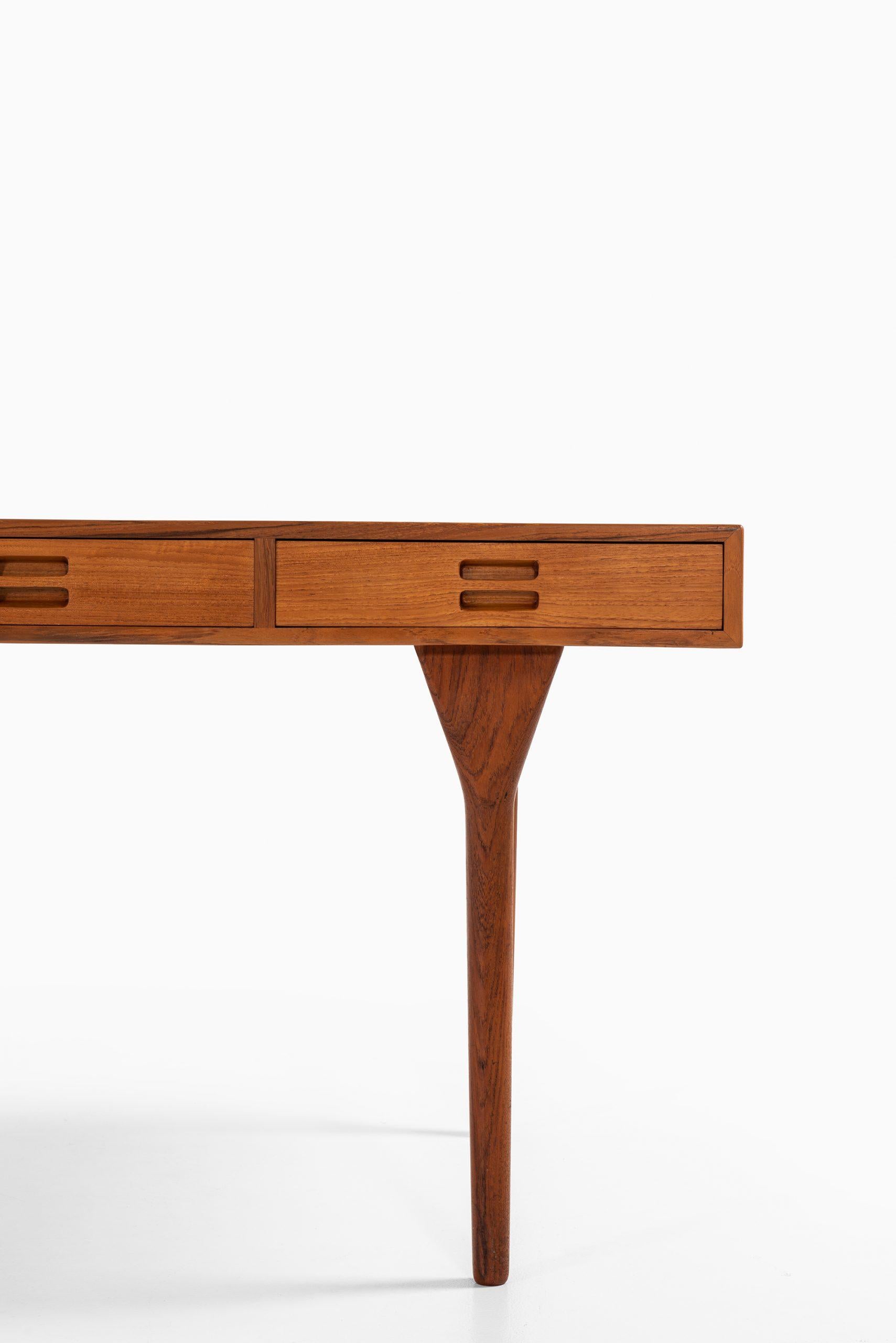 Scandinavian Modern Nanna Ditzel Desk Produced by Søren Willadsen in Denmark