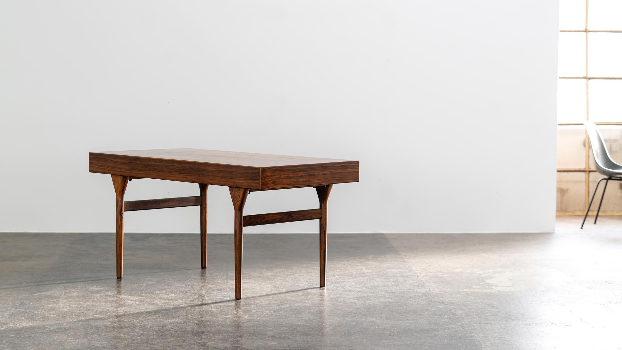 Nanna Ditzel Escritorio Río Palo de rosa Søren Willadsen 1958 Dinamarca Cites Modernas Danesas mediados del siglo XX en venta