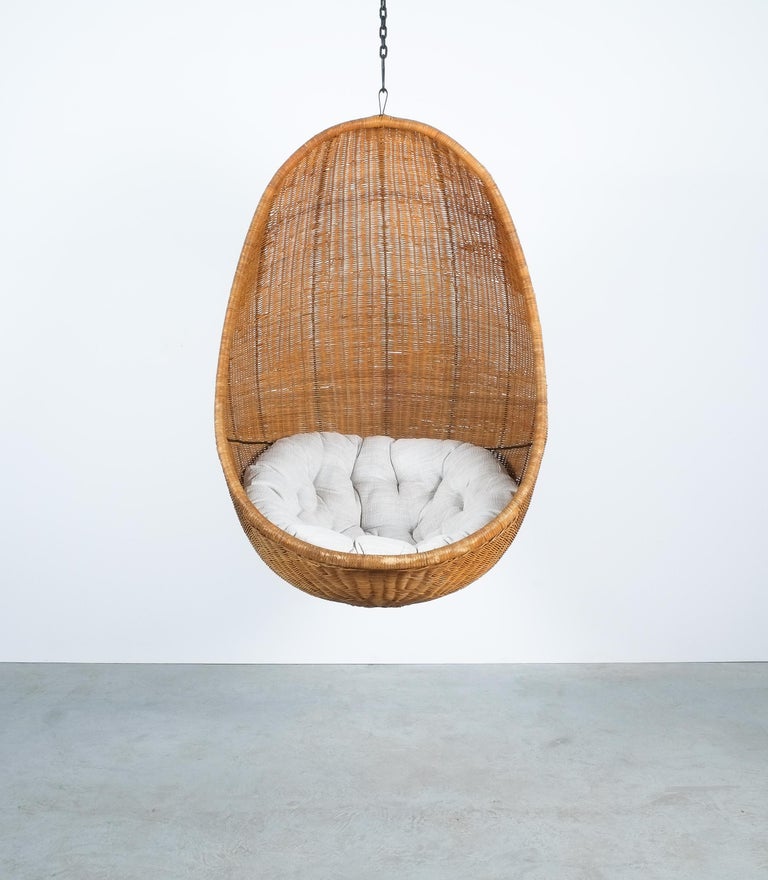 Mid-20th Century Nanna Ditzel Egg-Shaped Hanging Cane Chair, Italy 1959 For Sale