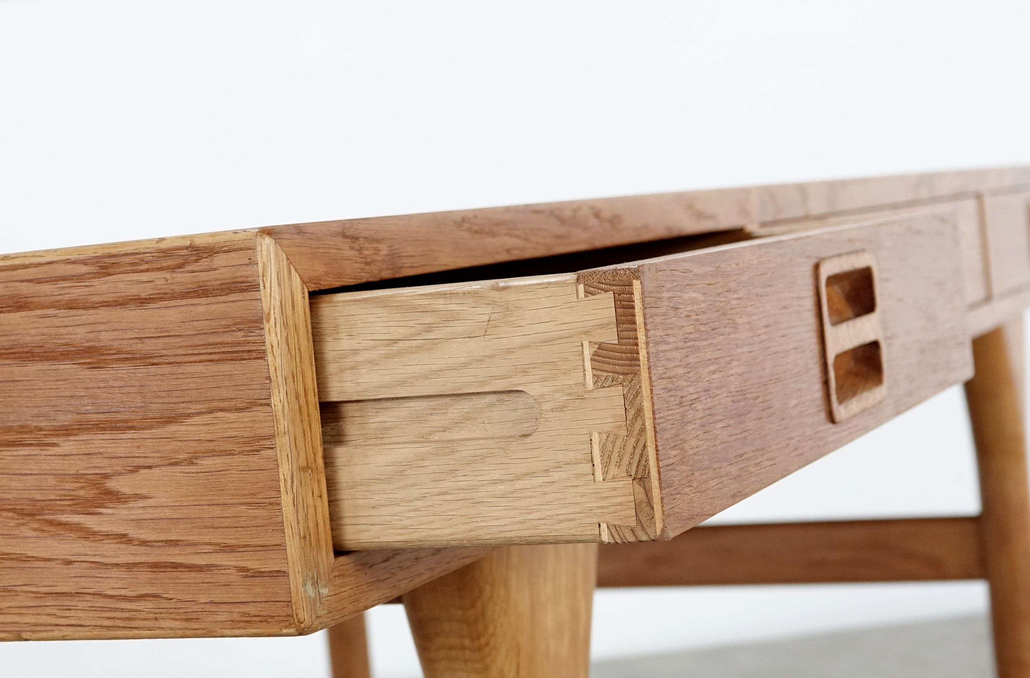 Nanna Ditzel, Freestanding Desk in Oak by Søren Willadsen, 1958, Denmark 4