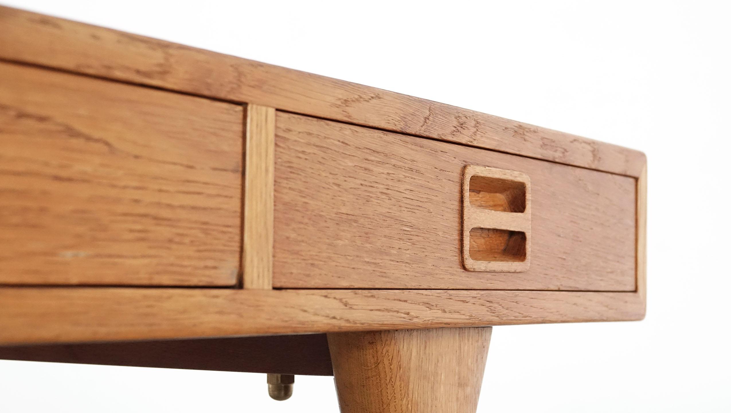 Nanna Ditzel, Freestanding Desk in Oak by Søren Willadsen, 1958, Denmark 7