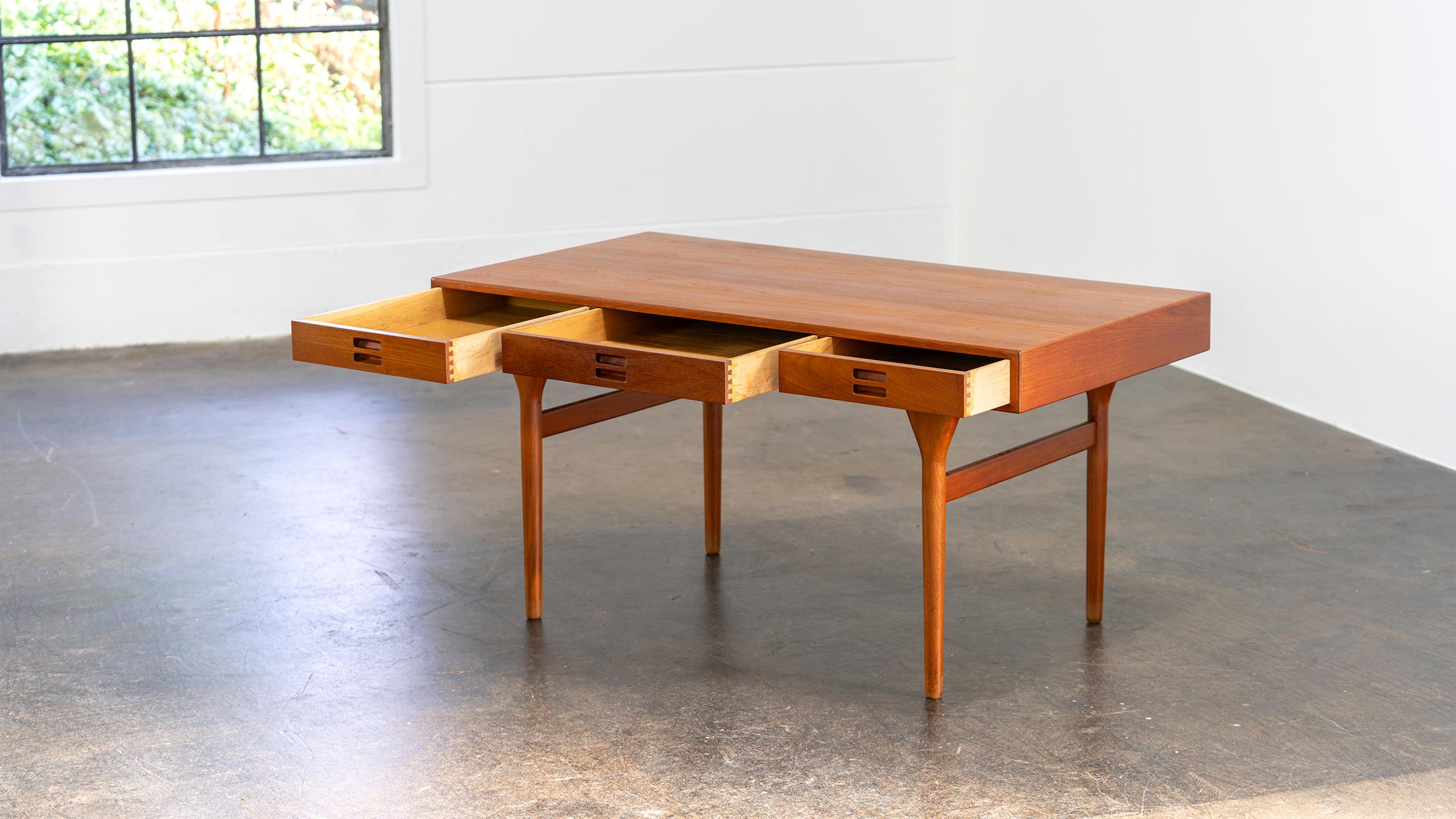 Nanna Ditzel Table Desk in Teak Søren Willadsen 1958 Denmark Mid Century Modern For Sale 5