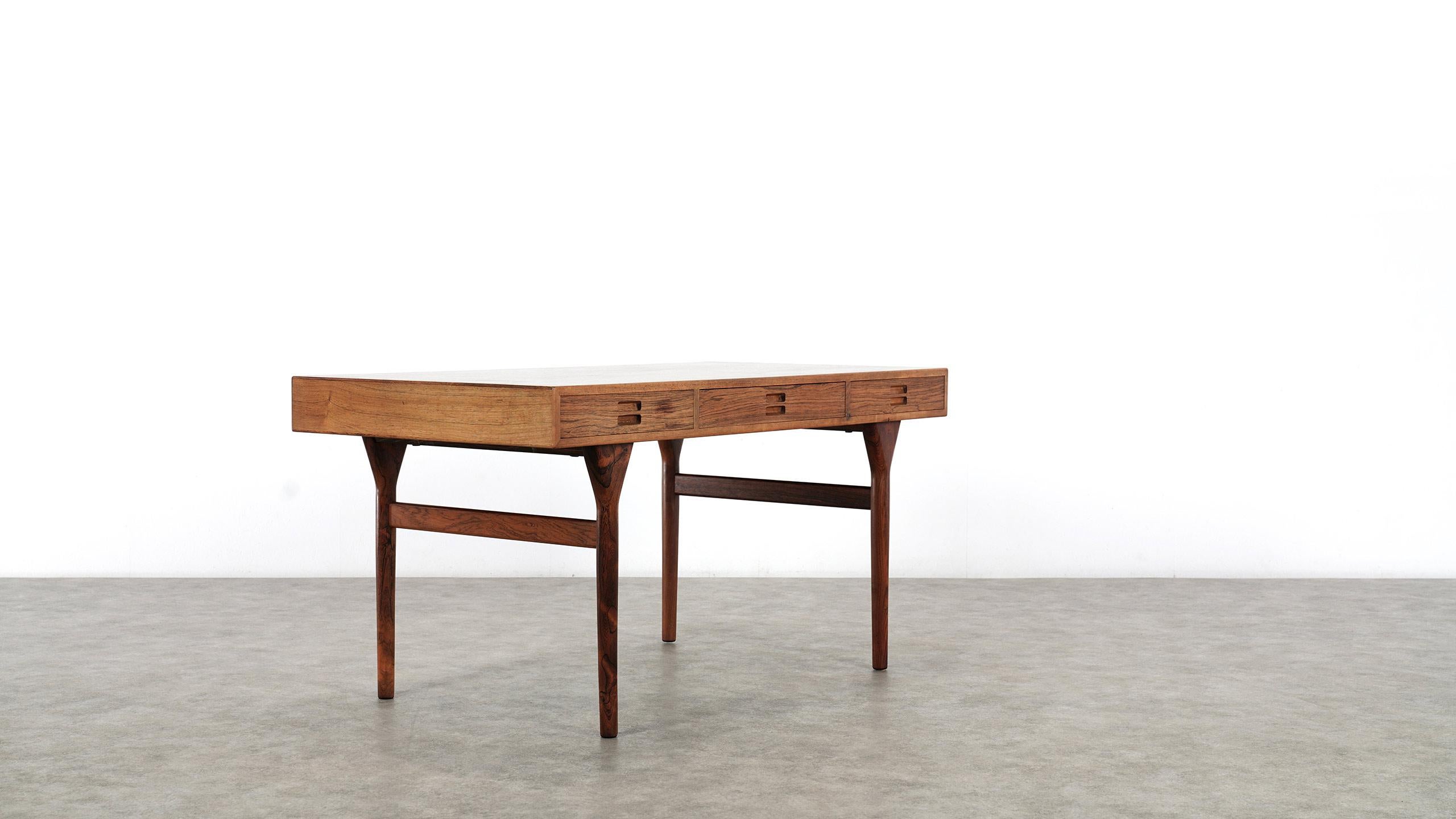 Nanna Ditzel, Freestanding Desk in Walnut by Søren Willadsen, 1958, Denmark In Good Condition In Munster, NRW