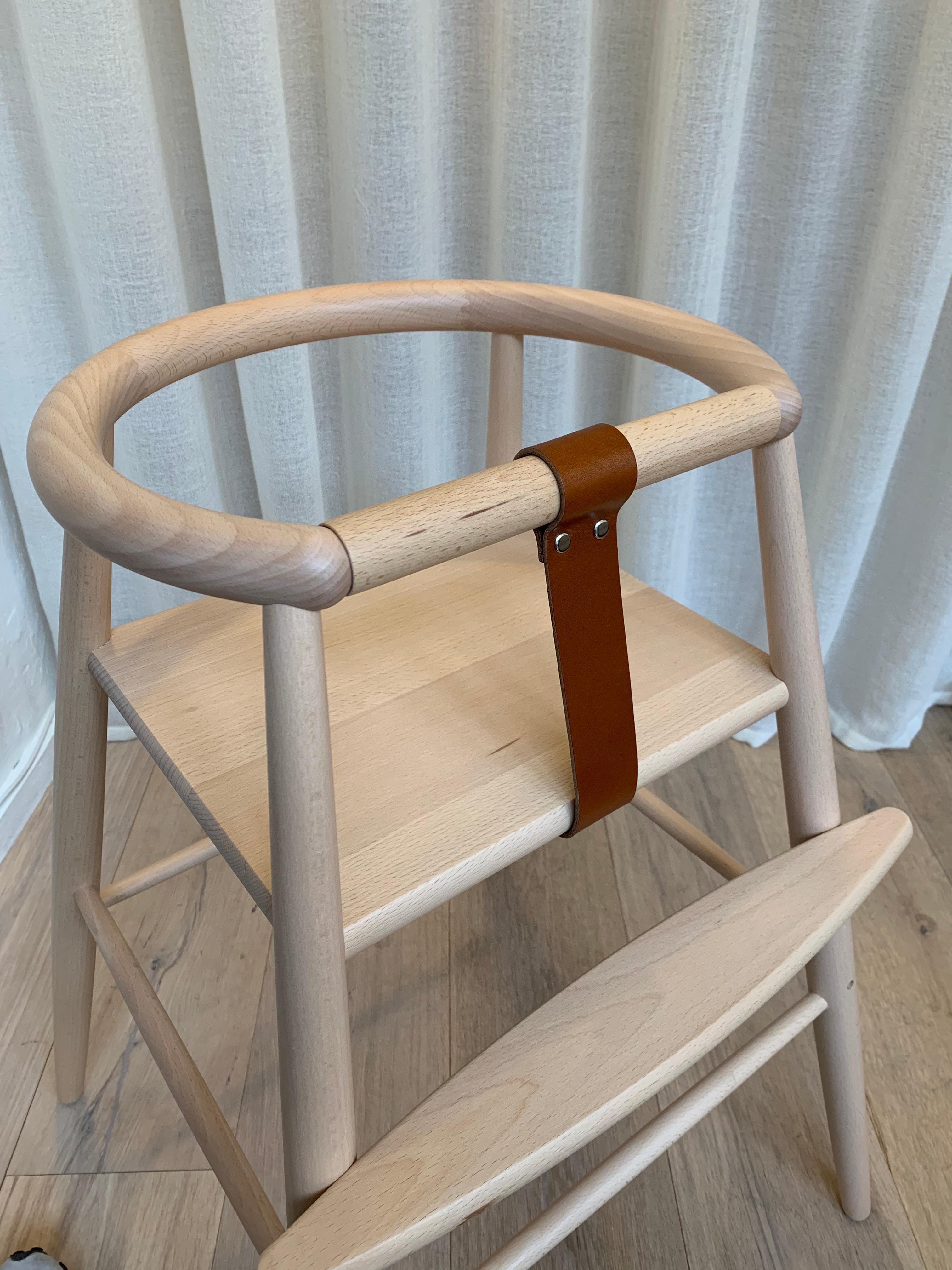 Nanna Ditzel’s ND54 high chair, originally designed in 1954, is a beautiful and enduring piece of design, adaptable to the needs of growing children. Minimalist and sturdy, the FSC™-certified beech wood chair can be used by children up to 15 kg,