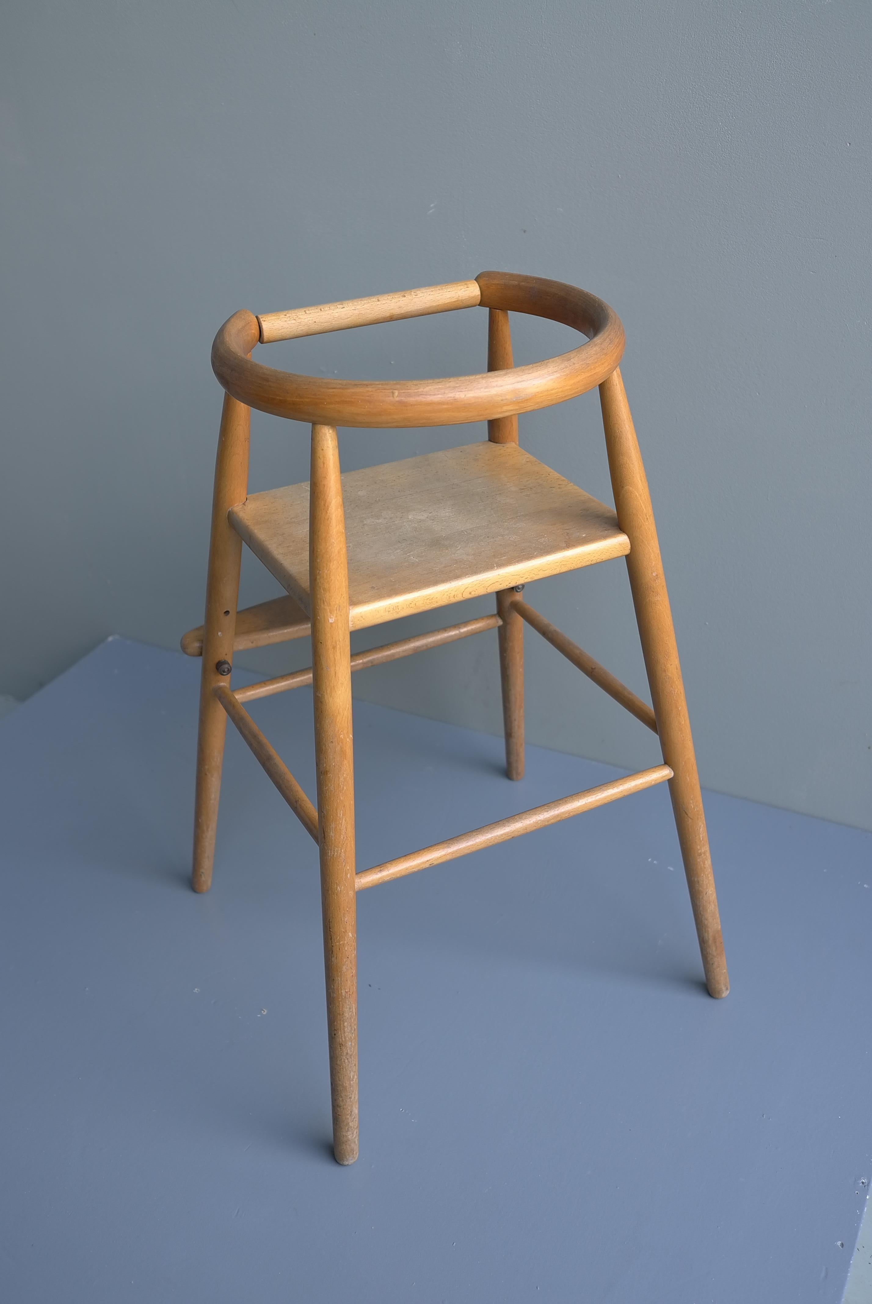 Mid-Century Modern Nanna Ditzel High Children Chair in Wood by Kold Savvaerk, Denmark, 1954
