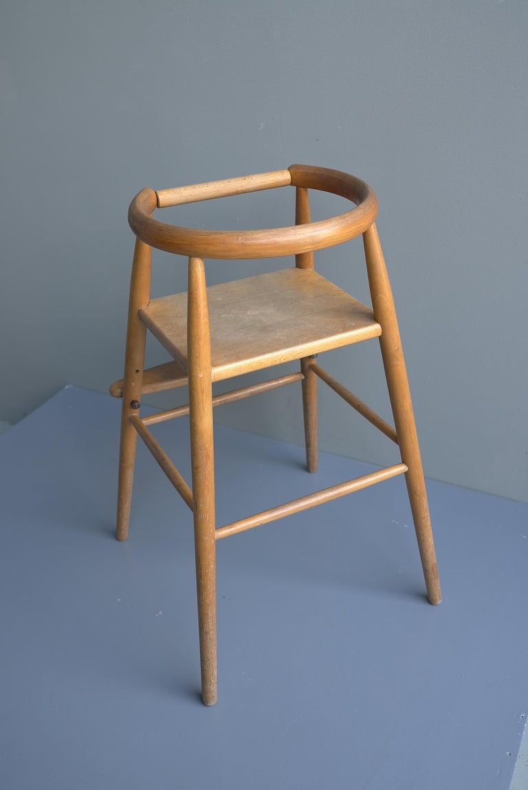 Mid-Century Modern Nanna Ditzel High Children Chair in Wood by Kold Savvaerk, Denmark, 1954 For Sale