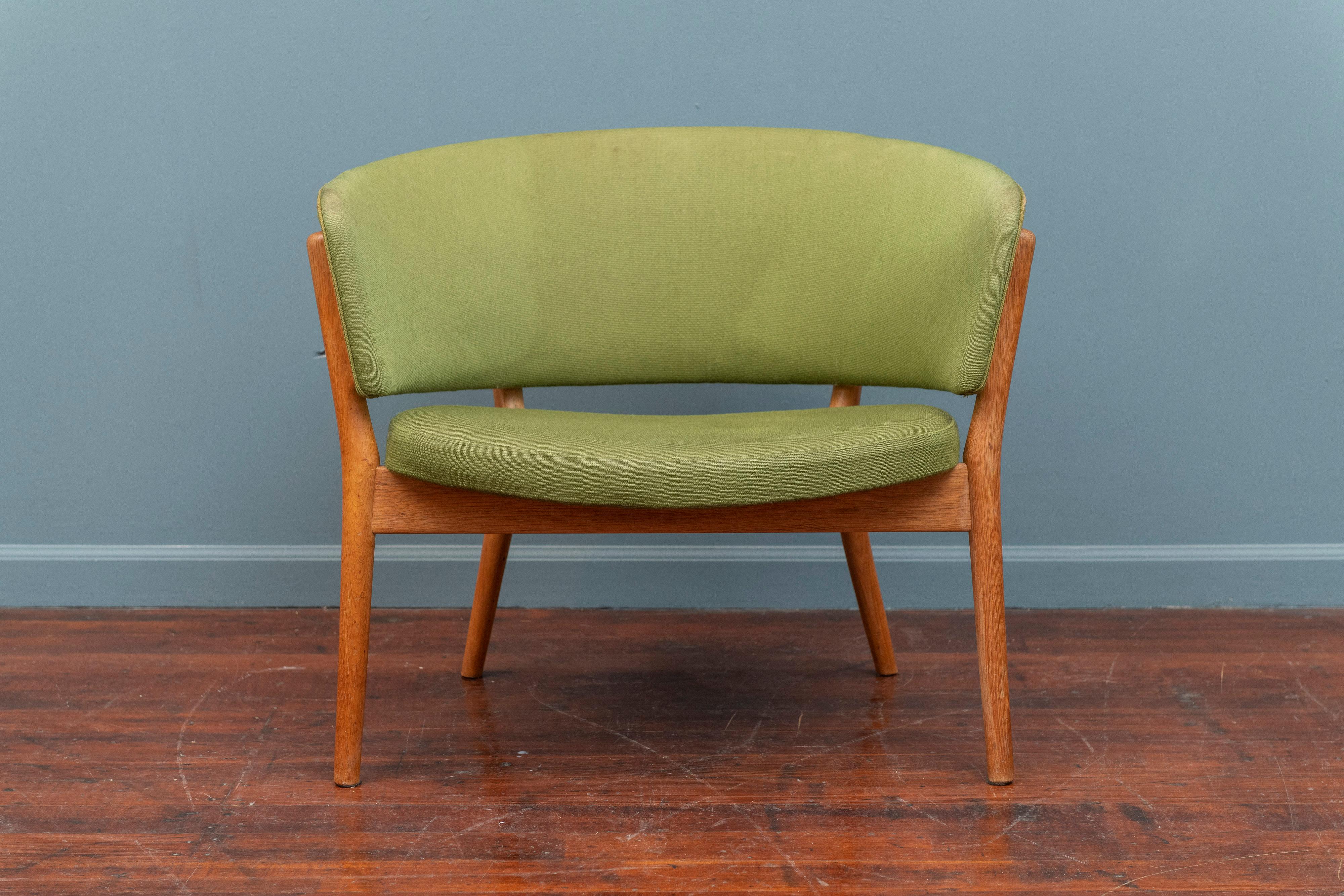 Nanna Ditzel design oak lounge chair for Knud Willadsen, Denmark, 1952.