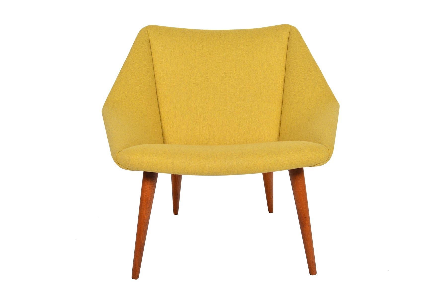 20th Century Nanna Ditzel Model 93 Tux Lounge Chair in Goldenrod