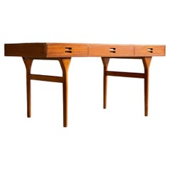 Nanna Ditzel Model ND 93 Teak Desk for Søren Willadsen, Denmark, circa 1955