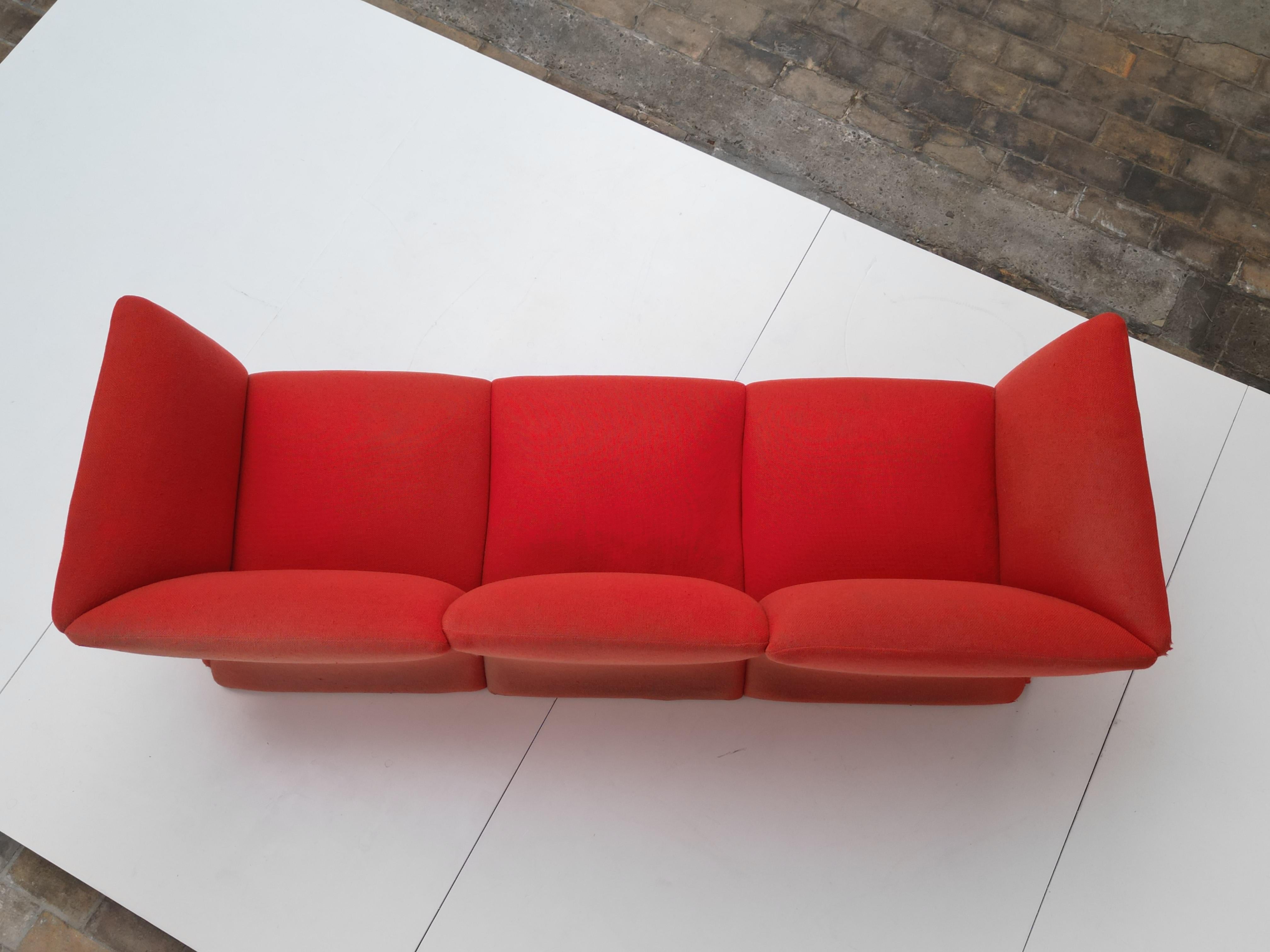 Nanna Ditzel 'Mondial' Sofa Getama Dänemark 1968 CHOOSE YOUR OWN UPHOLSTERY im Angebot 1