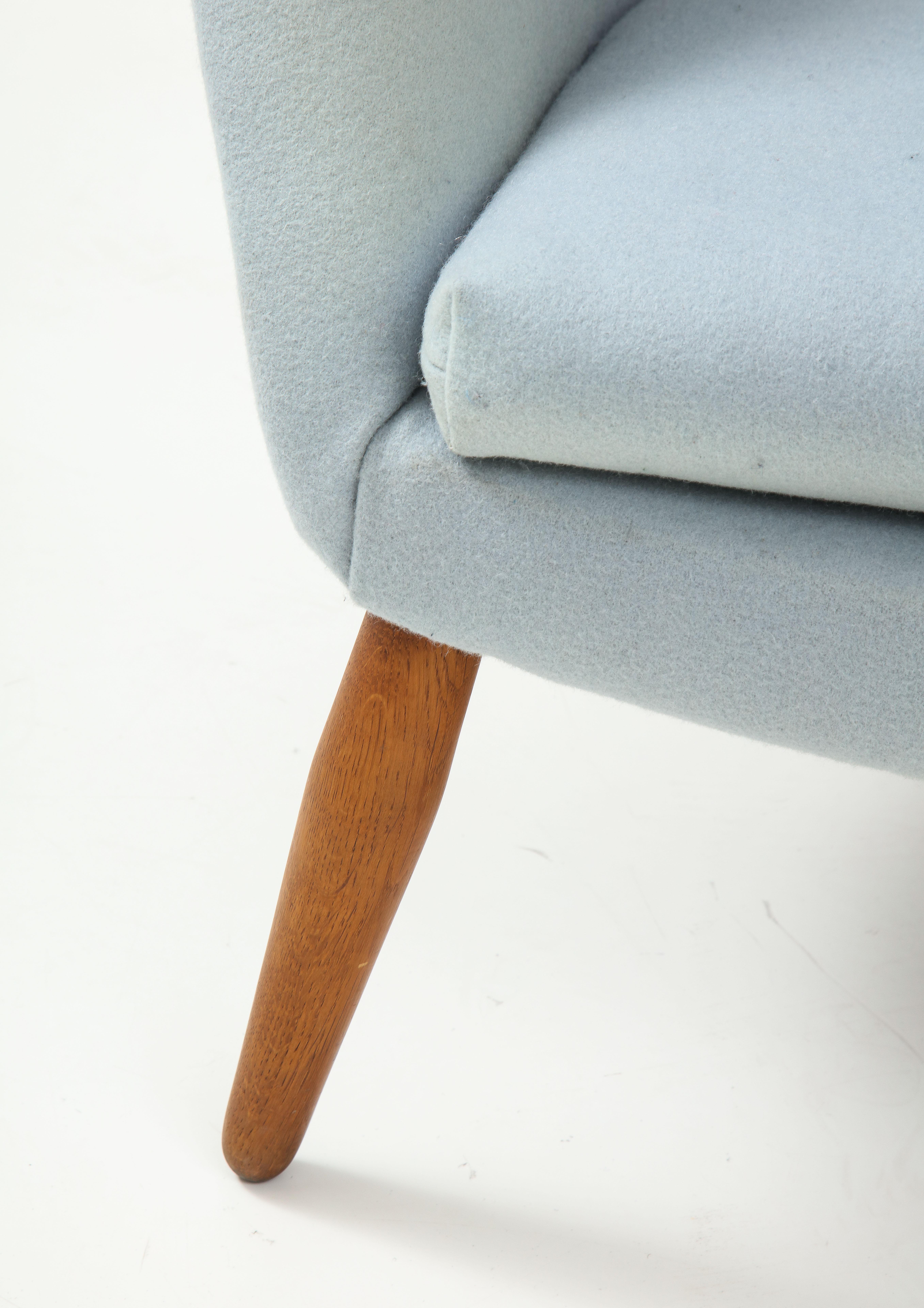 Arnold Madsen, Loungesessel, Modell MS-9. Ursprünglich wurde dieser Stuhl Nanna Ditzel zugeschrieben, doch nach neueren Erkenntnissen ist er in Wirklichkeit ein Entwurf von Arnold Madsen für Madsen & Schubel. Eine organische und aufschlussreiche