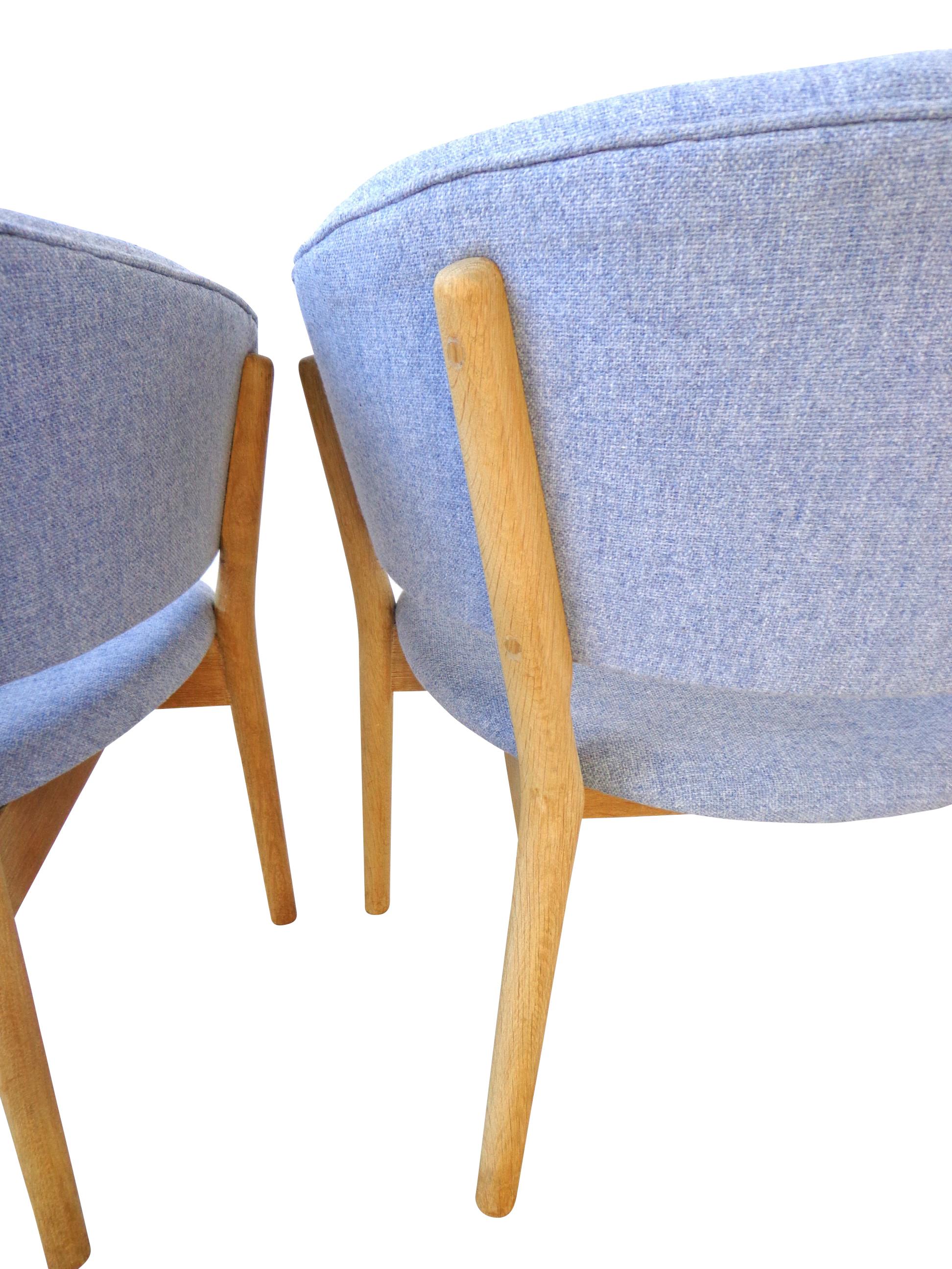 Nanna Ditzel Pair of Lounge Chairs in Wool by Soren Willadsen, Denmark, 1950s For Sale 2
