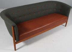 Nanna Ditzel Vintage Sofa von Søren Willadsen in Schurwollpolsterung