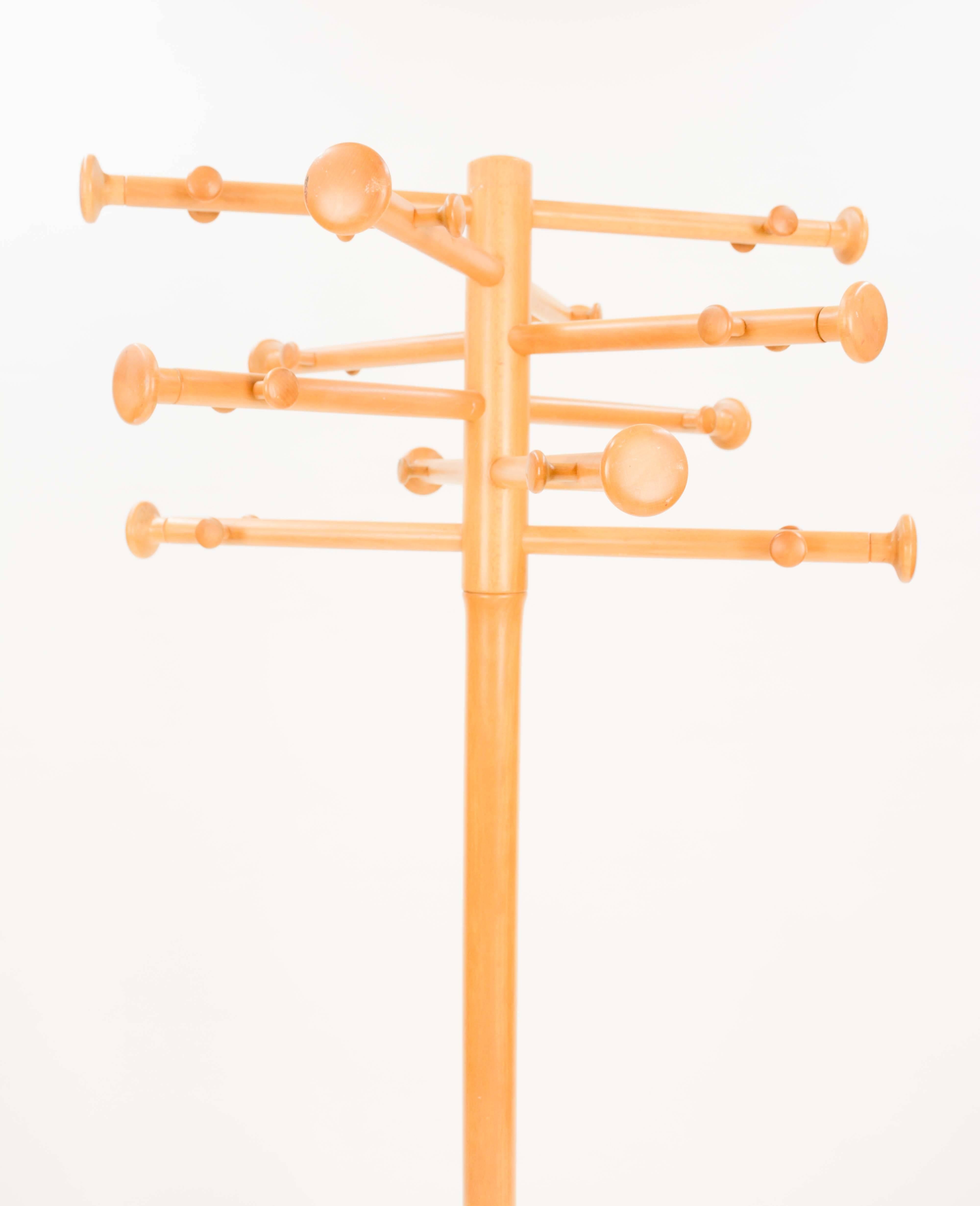 Nanna Ditzel's Iconic Snow Flake Coat Stand for Kold Savvaerk, 1963 In Good Condition In Portland, OR