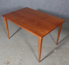 Nanna & Jørgen Ditzel, Table