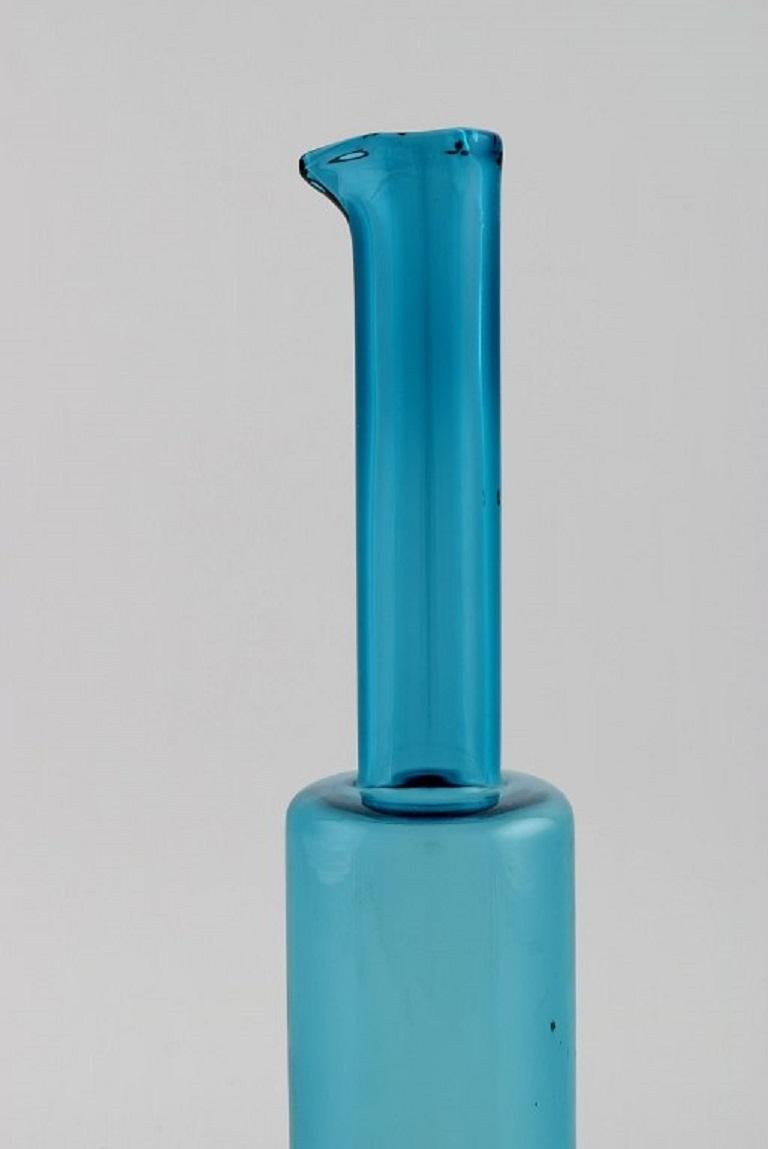Scandinavian Modern Nanny Still for Riihimäen Lasi, Vase / Bottle in Blue Art Glass