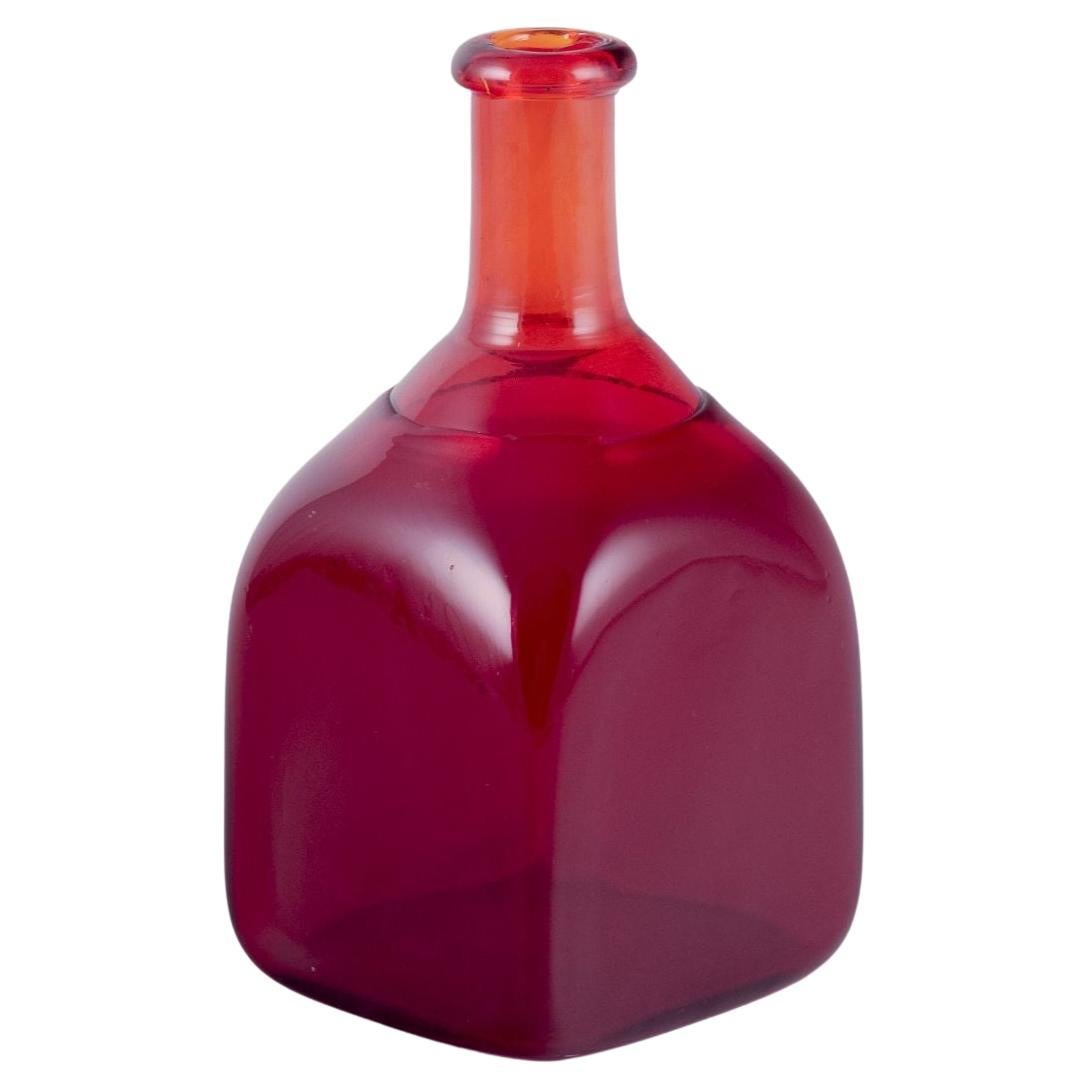 Nanny Still for Riihimäen Lasi. Decorative bottle in art glass. For Sale