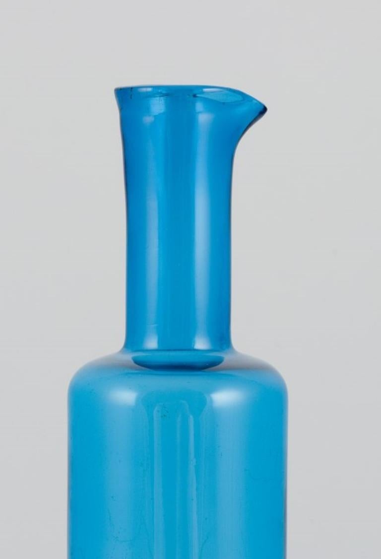 Finnish Nanny Still for Riihimäen Lasi, Finland. Vase/bottle in petroleum blue art glass For Sale
