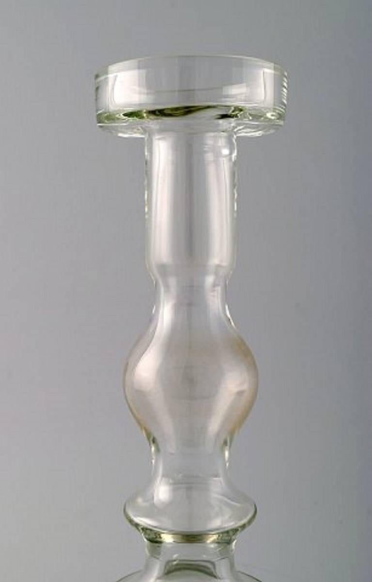 Nanny noch für die Riihimaen Lasi Pompadour Vase.
Unterschrieben.
Maße: 27.5 cm x 8 cm.
In perfektem Zustand.