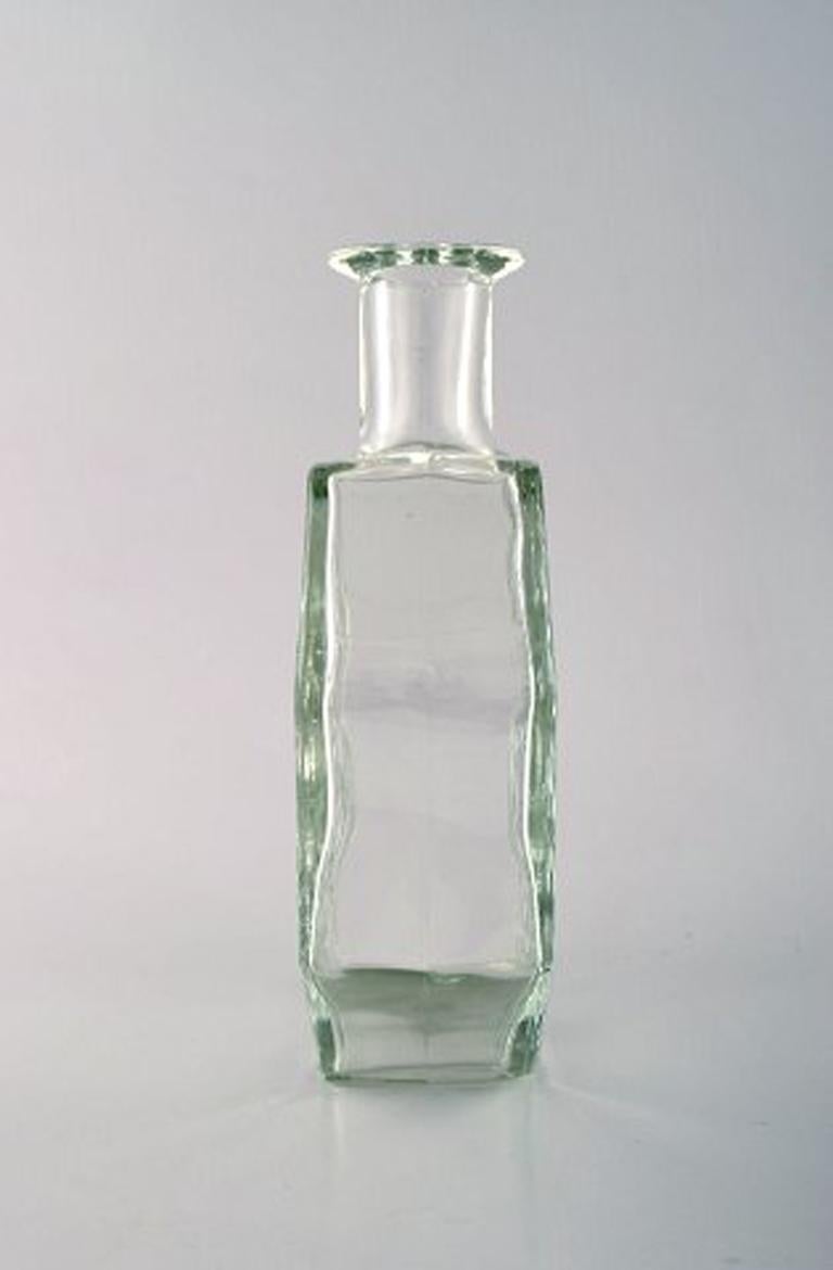 Scandinavian Modern Nanny Still, Riihimäen Lasi, A Pair of Finnish Stella Polaris Glass Art Vases