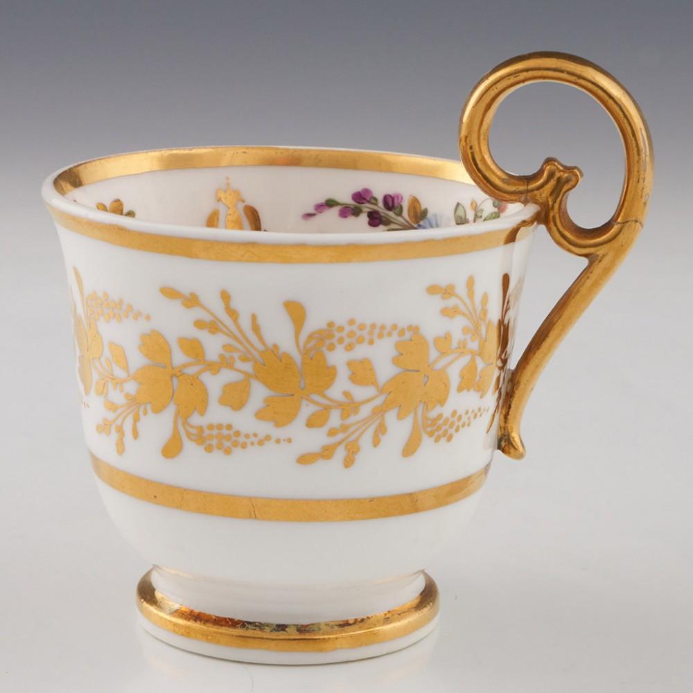 XIXe siècle Tasse à café et soucoupe en porcelaine de Nantgarw, vers 1815 en vente