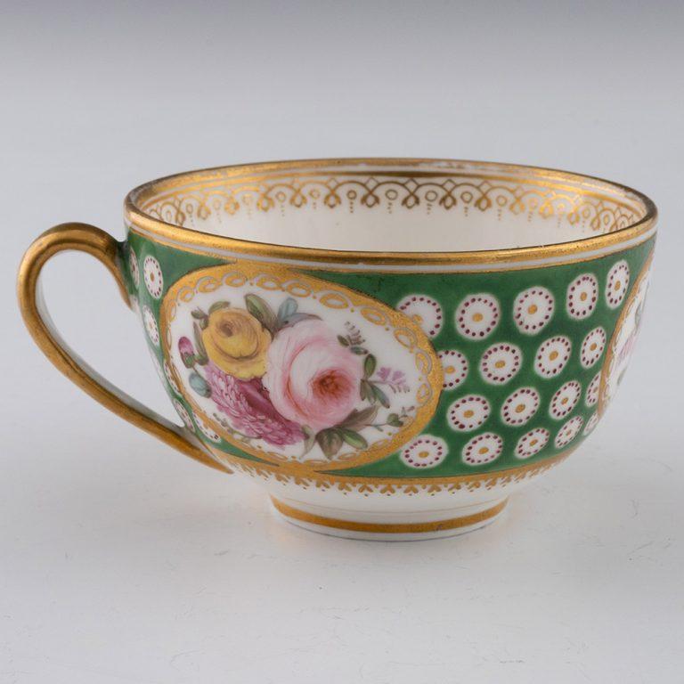 Nantgarw Porcelain Teacup and Saucer 1818-20 im Angebot 2