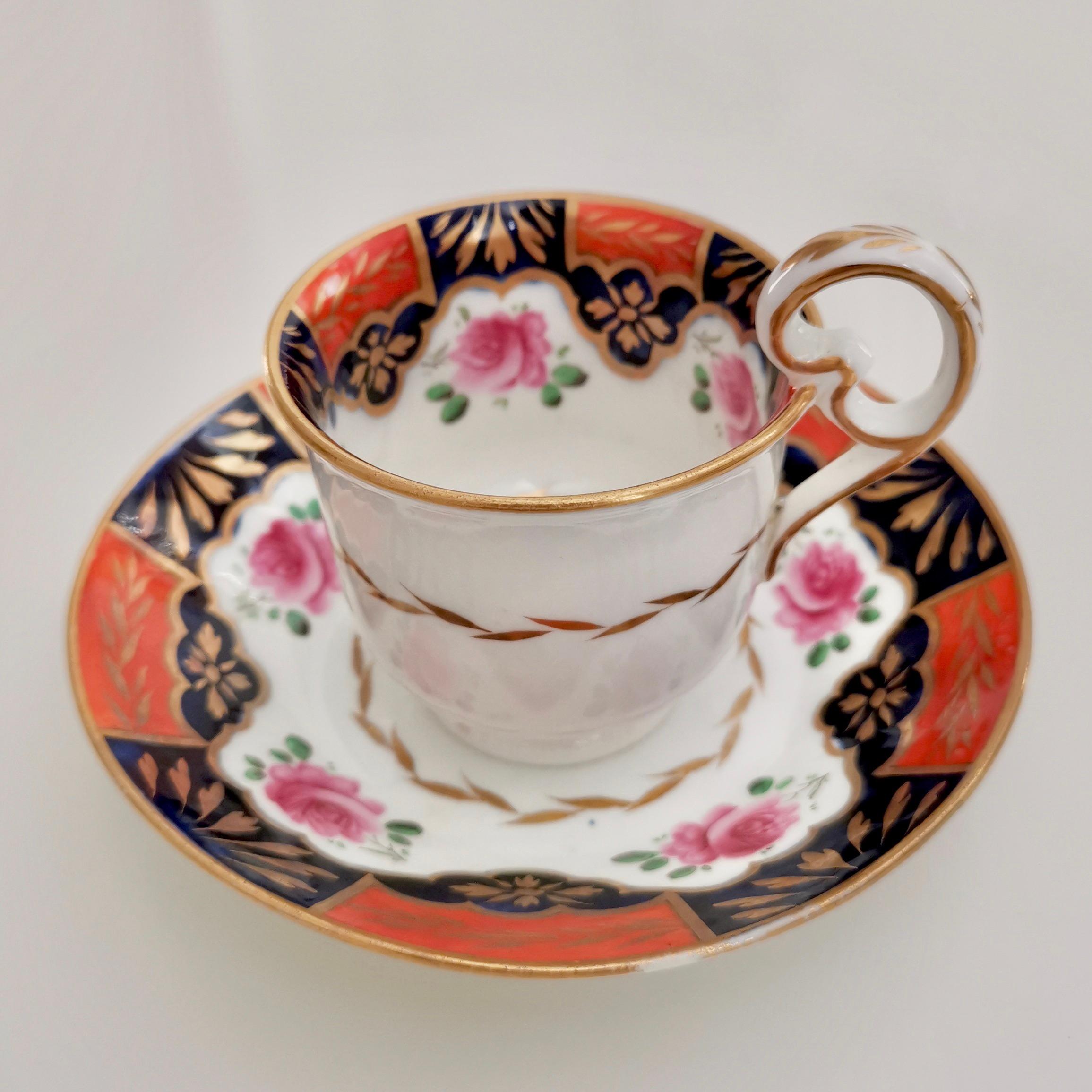 Gallois Trio de tasses à thé en porcelaine de Coalport, orange avec roses, Régence, vers 1820 en vente