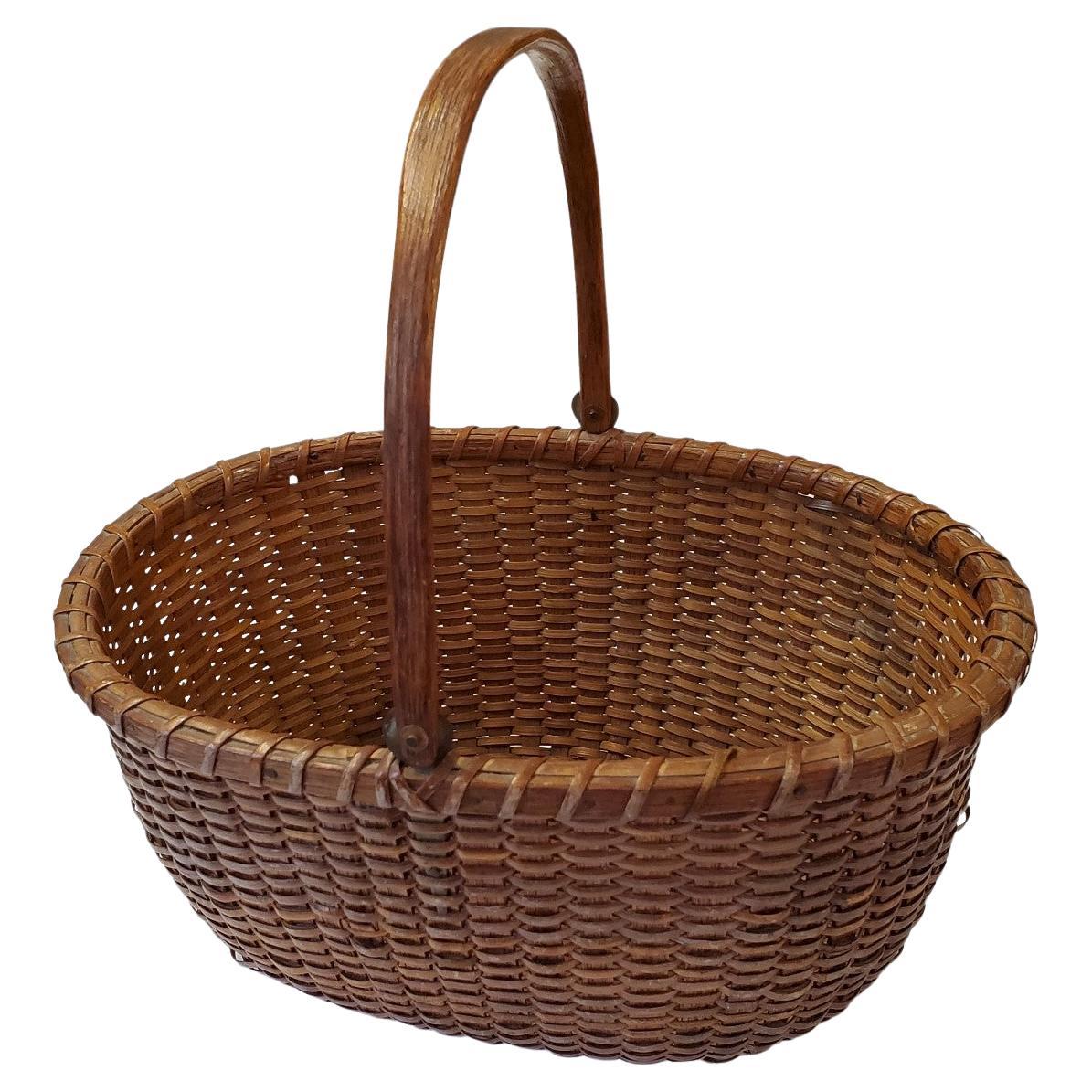 Nantucket Basket by A.D. Williams (1867 - 1927), circa 1890 For Sale