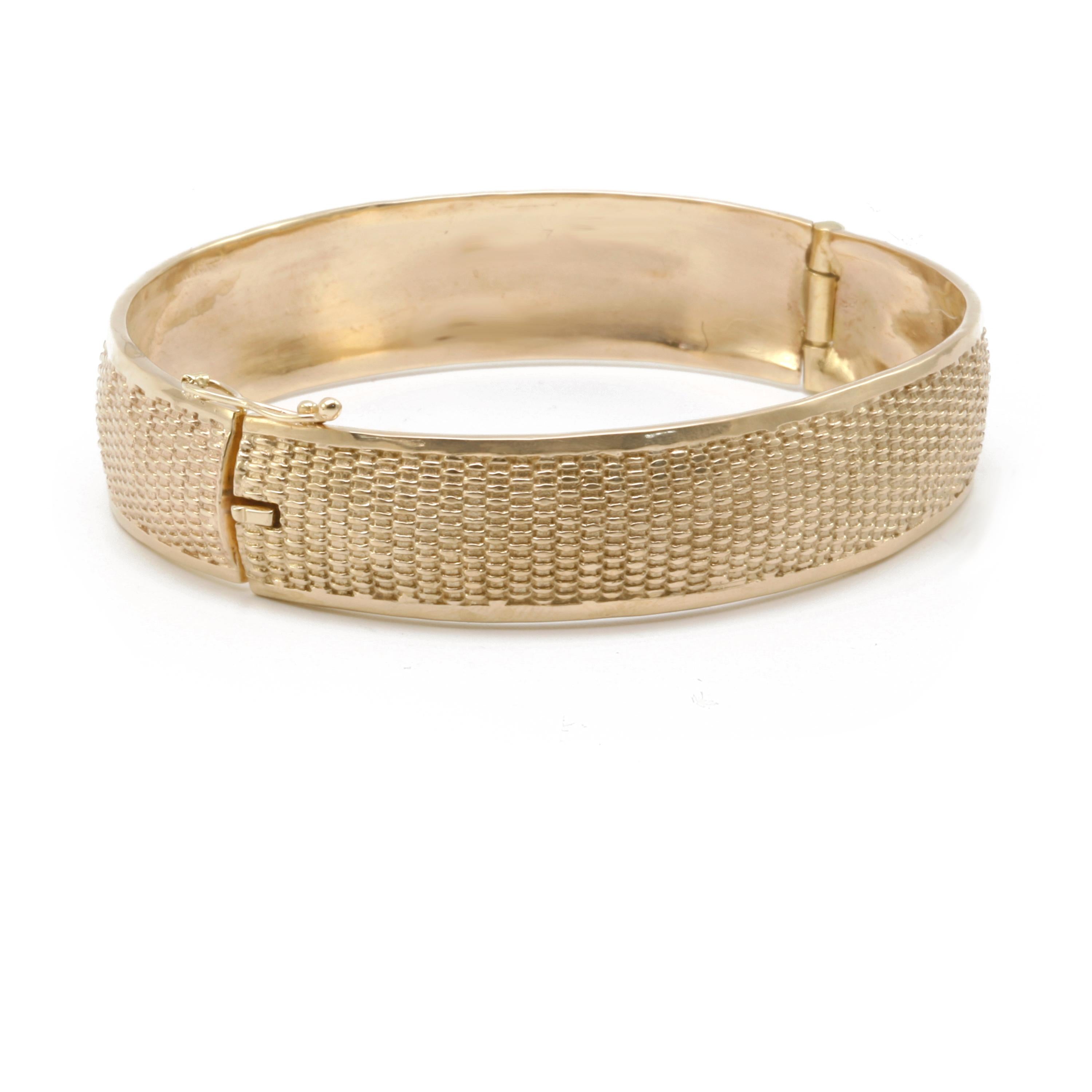 Diana Kim England Nantucket Basket Weave Bangle in 14k , 18k Rose and Platinum In New Condition For Sale In Red Hook, NY