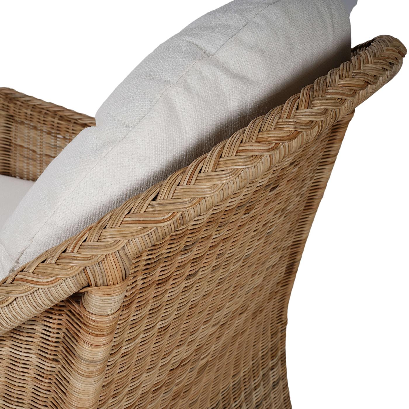 Sedia girevole in rattan Nantucket in vendita 1