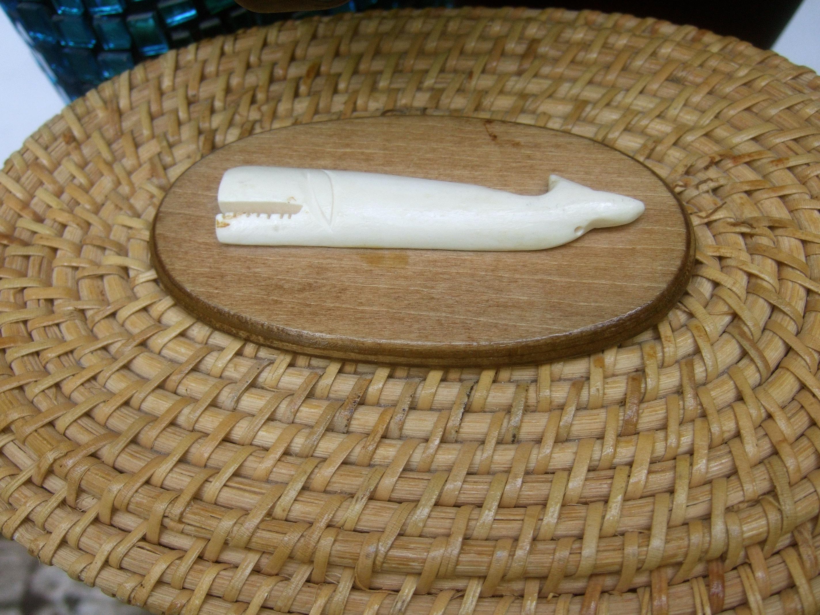 Nantucket Style Wicker Resin Whale Basket Handbag Circa 1980s 4