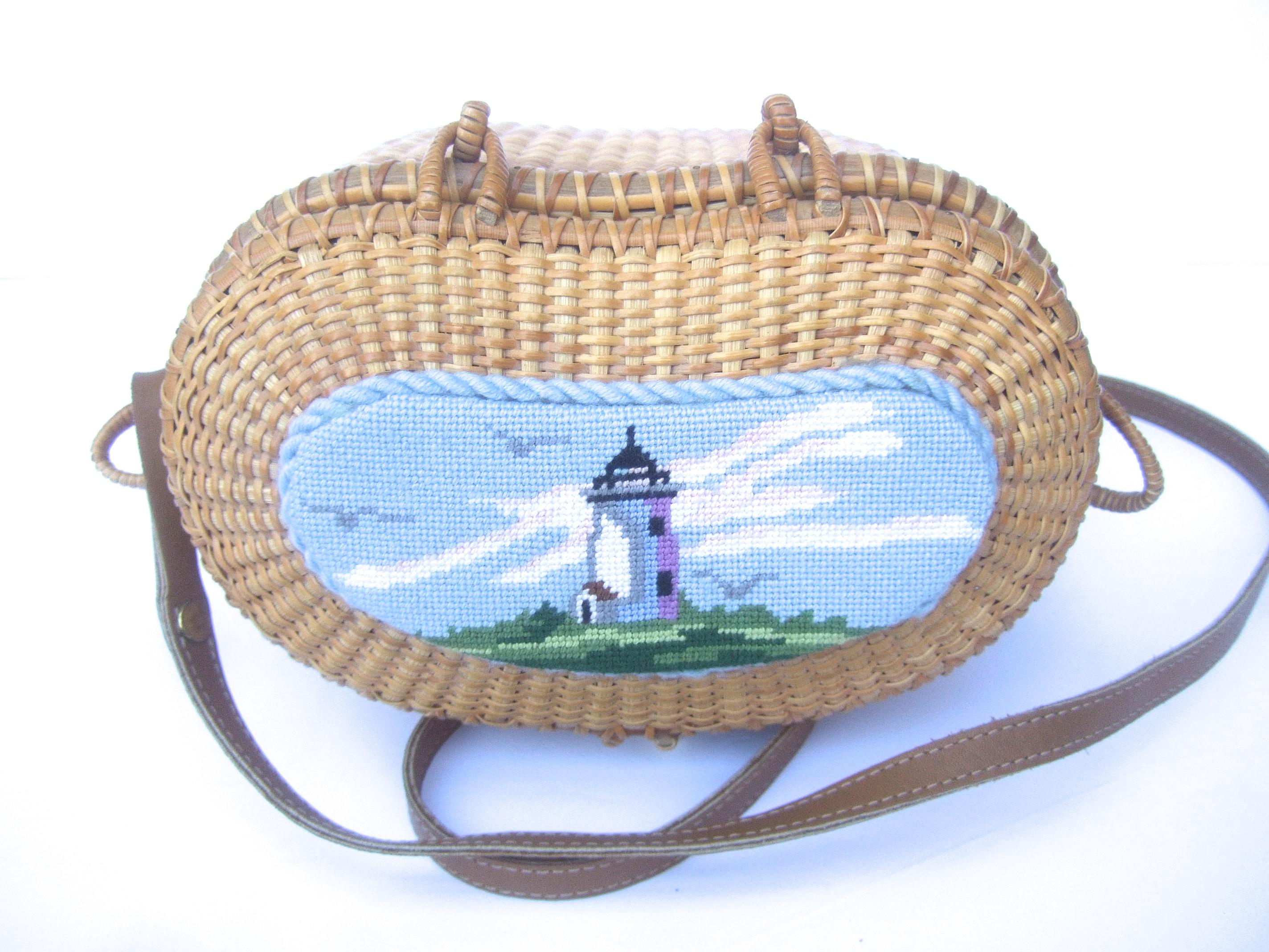 Nantucket Style Woven Wicker Needlepoint Lid Shoulder Bag c 1980s 5