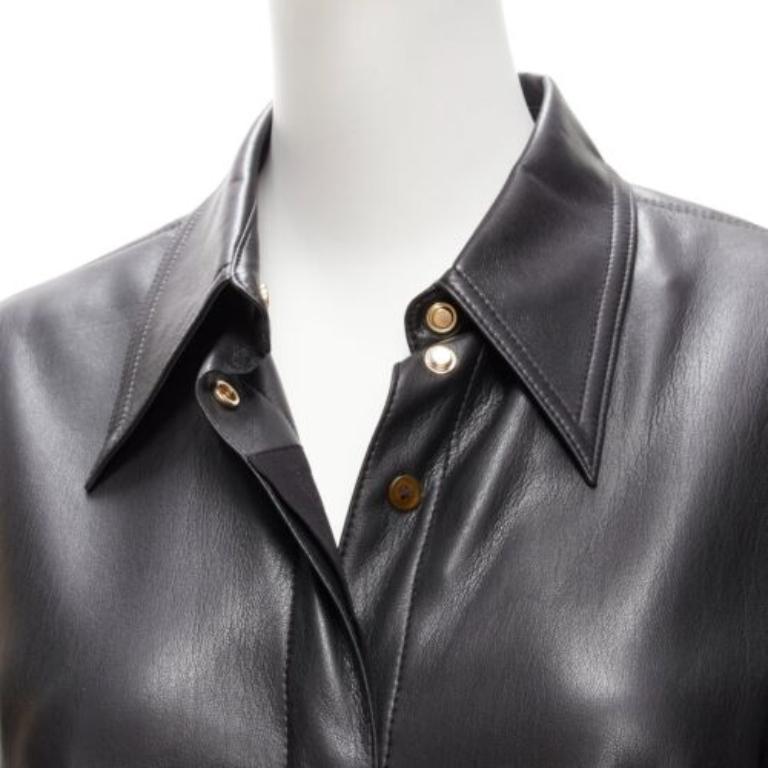NANUSHKA camisa negra de manga larga con tapeta oculta de piel vegana S
Referencia: LNKO/A02236
Marca Nanushka
Material: Piel sintética
Color: Negro
Patrón: Sólido
Cierre: Botón
Forro: Tejido gris
Detalles adicionales: NANUSHKA muestra su aprecio y