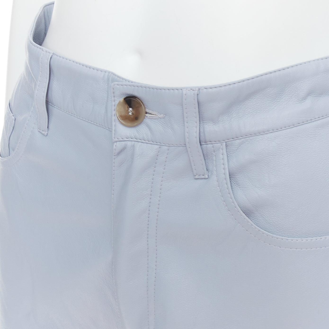 NANUSHKA short taille haute en cuir végétal bleu poudre
Référence : KYCG/A00133
Marque : Nanushka
MATERIAL : Faux cuir
Couleur : Bleu
Motif : Solide
Fermeture : braguette à glissière
Fabriqué en : Hongrie

CONDITION :
Condition : Très bon, cet