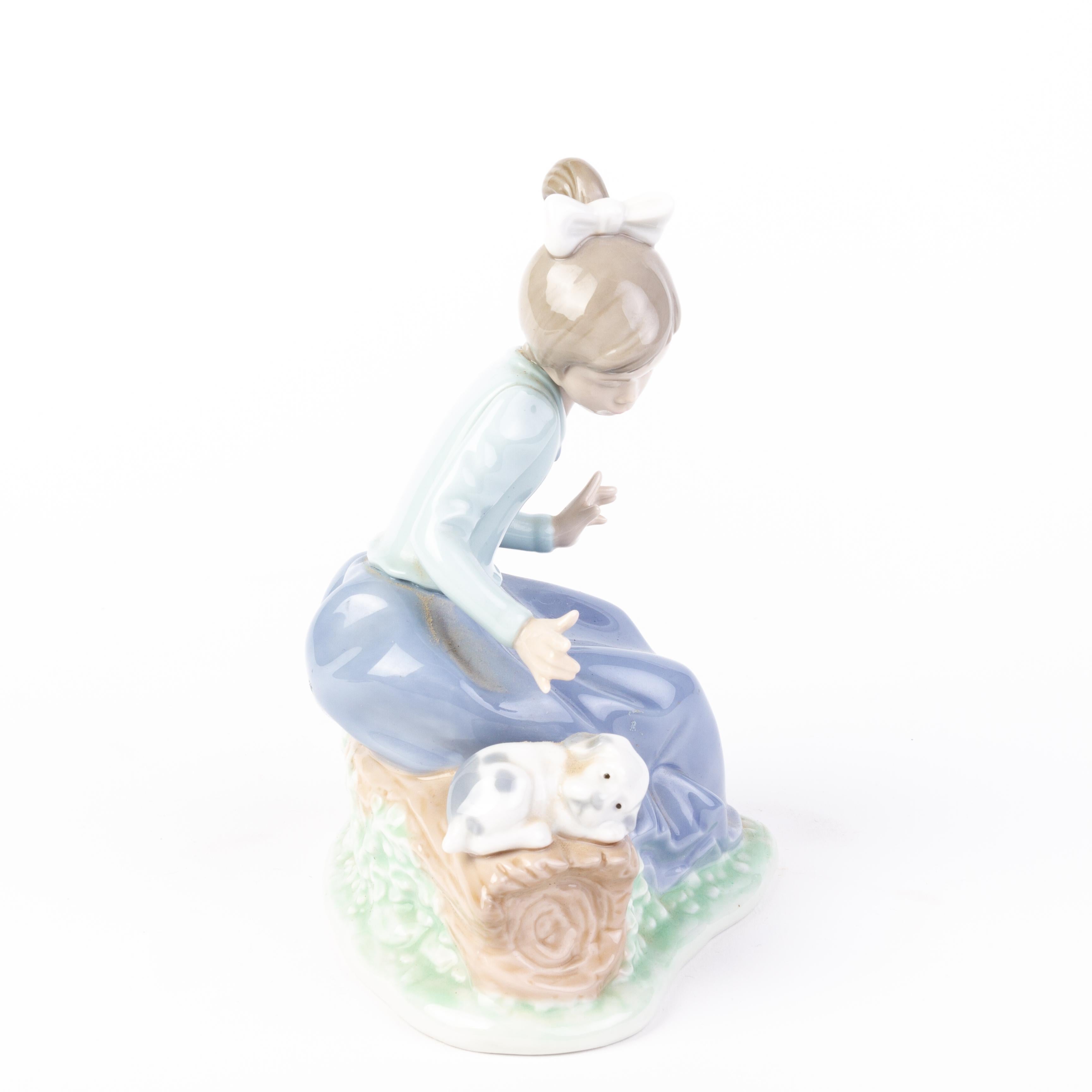 In good condition
From a private collection
Free international shipping
Nao Lladro Fine Porcelain Figure 