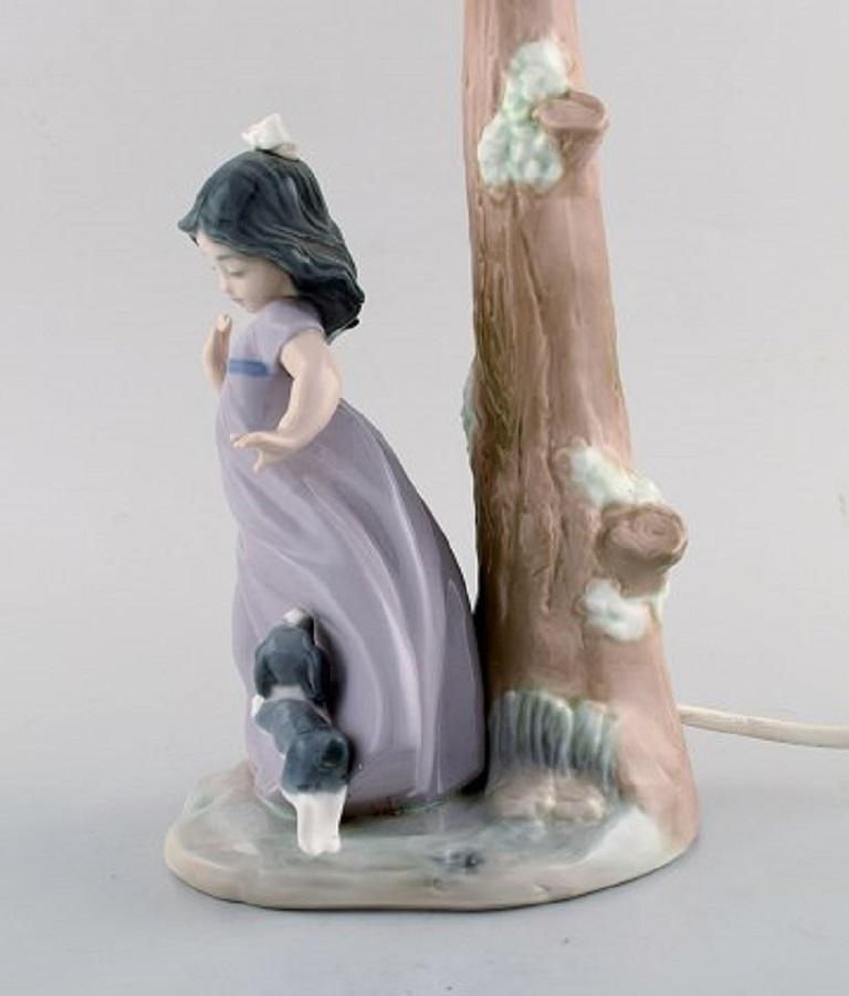 nao figurine lamps