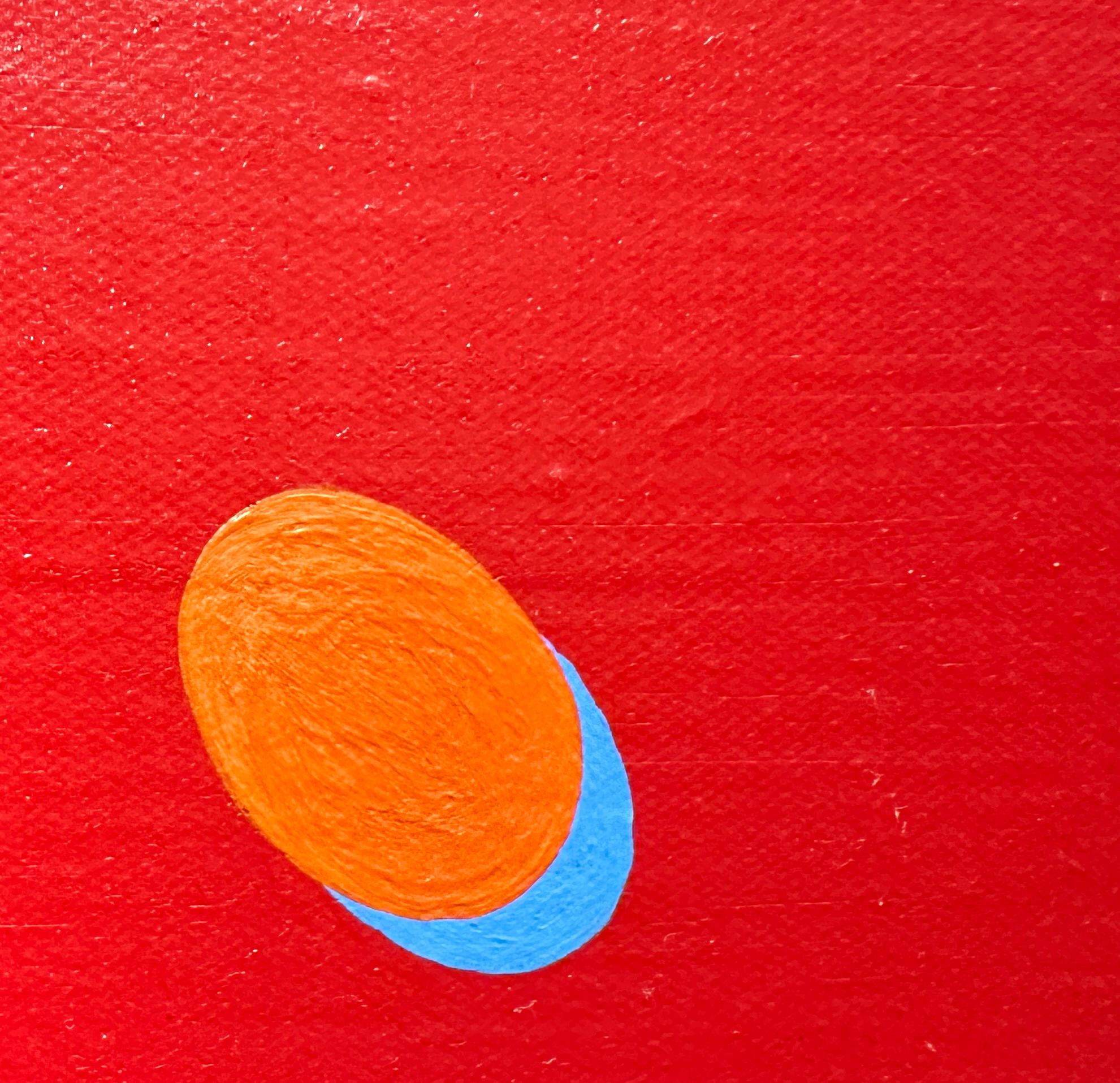 Der sattrote Hintergrund des Gemäldes von Naohiko Inukai scheint bei guter Beleuchtung zu leuchten,  mit den schwebenden Punkten, die diesem minimalistischen Werk einen Hauch von Laune verleihen. Das Gemälde misst 40