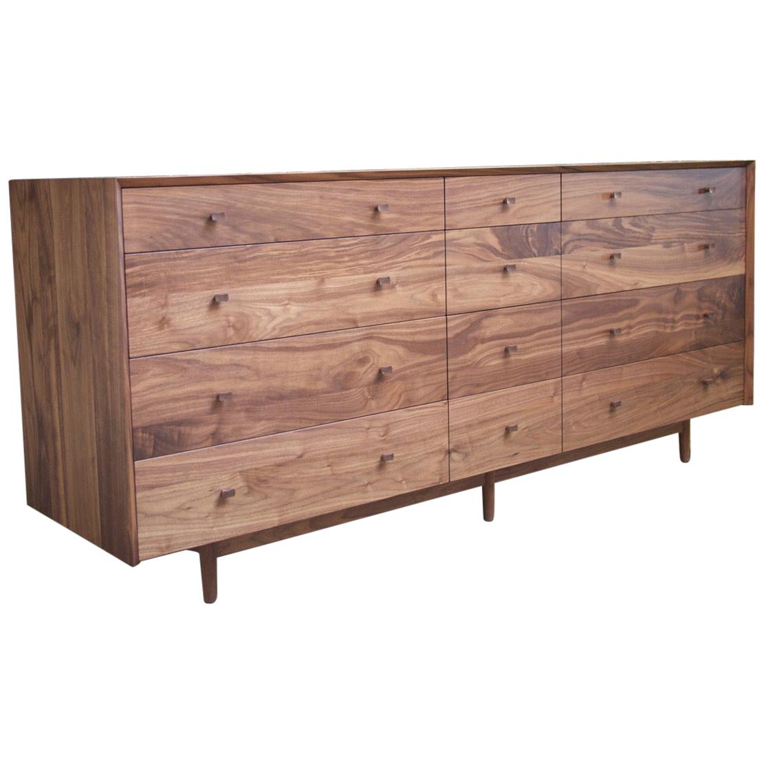 Naomi Bureau, Modern Walnut Chest of Drawers with Turned Legs and Shaped Pulls For Sale