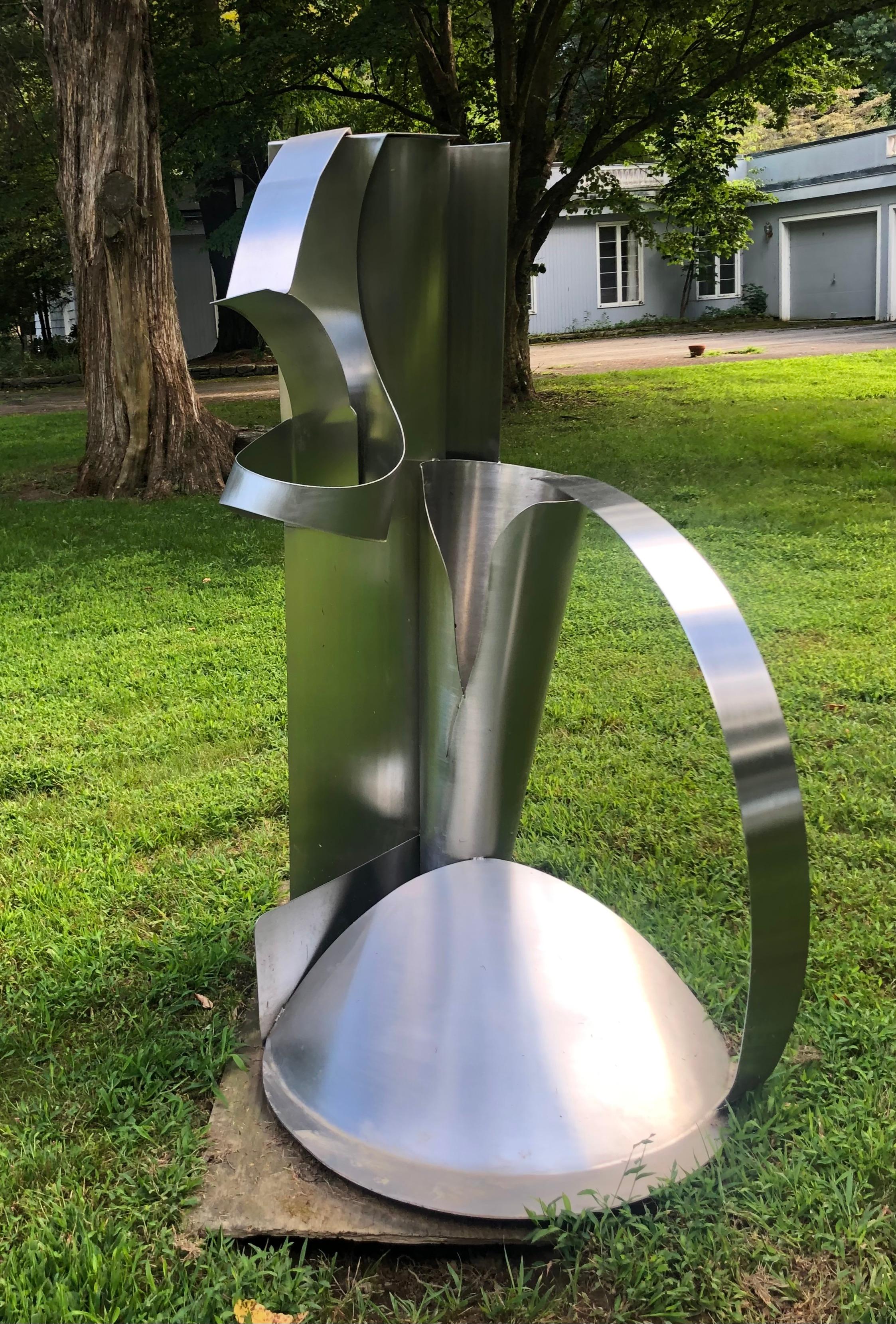Summerscale : abstract steel sculpture