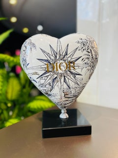 ARTBYNAOR - 30cm Resin Heart - Christian Dior Tribute - Star Design