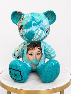 ARTNAOR – 35 cm großer Teddybär mit Tif-Collage