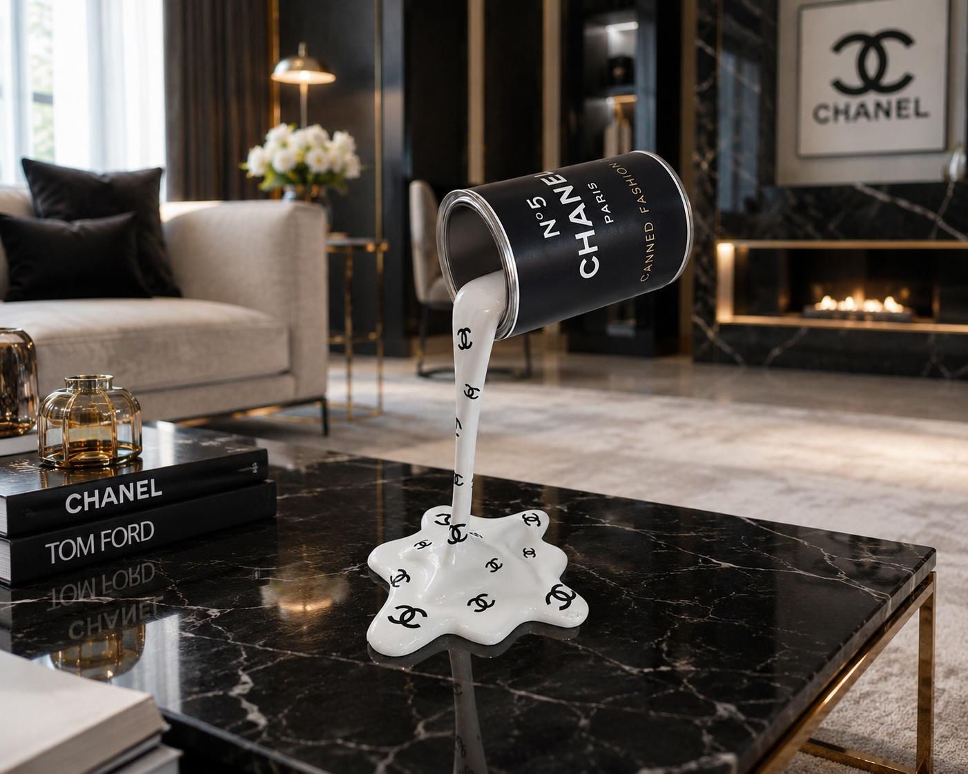 NAOR - 35cm Paint Splash Chanel Tribute White & Black